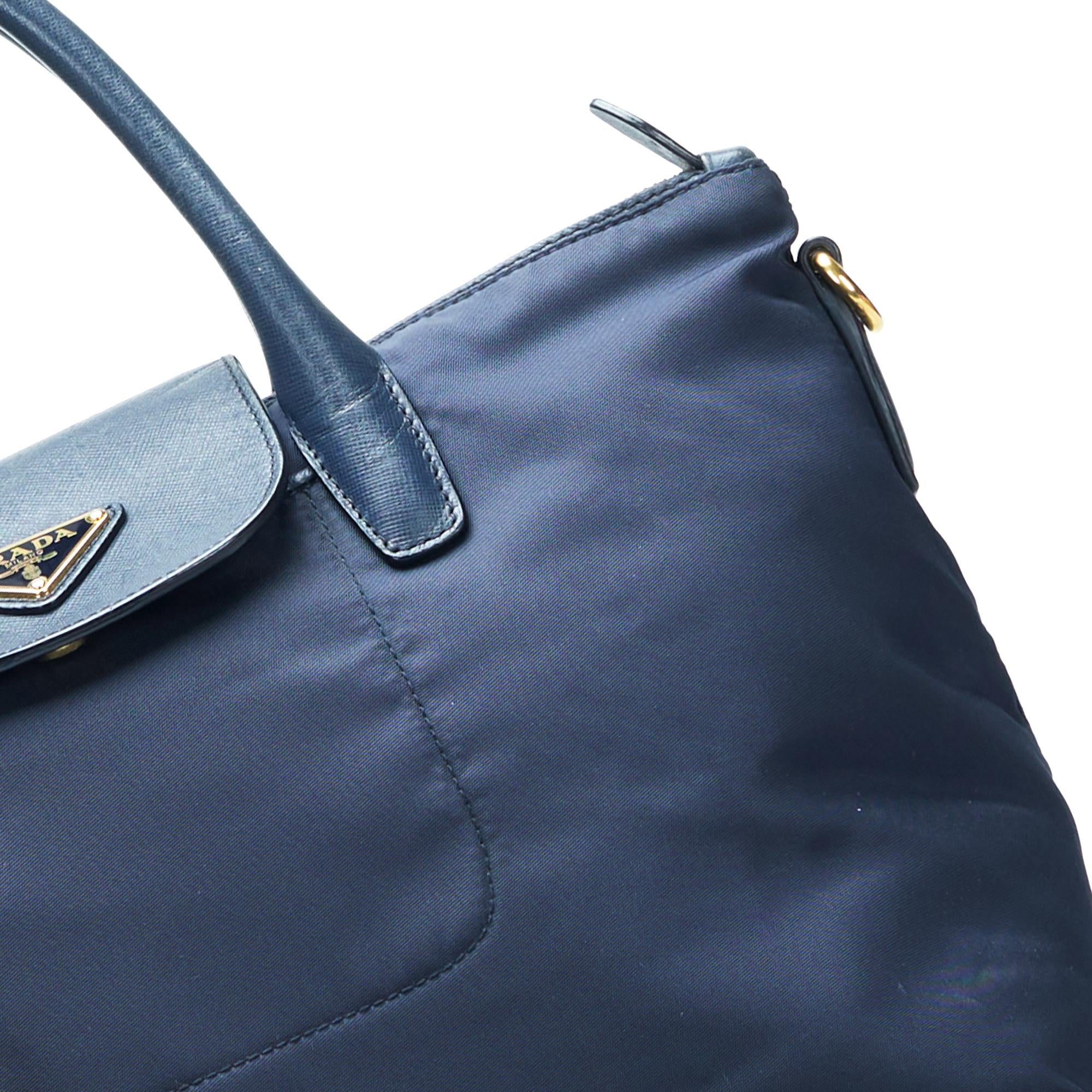 Prada Tessuto Crossbody Bag (SHG-RzLdLo)