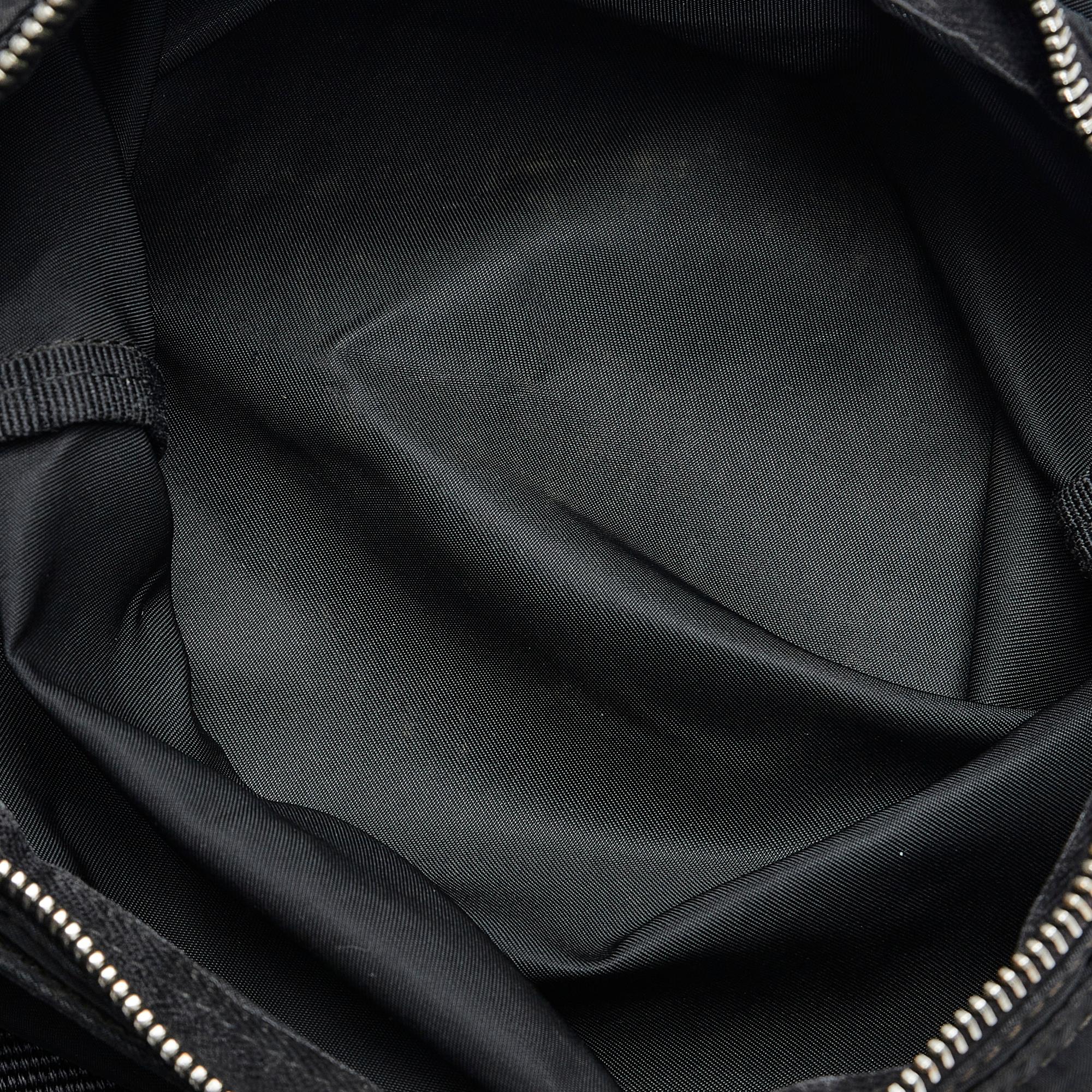 Prada Tessuto Crossbody Bag (SHG-lT7UI2)