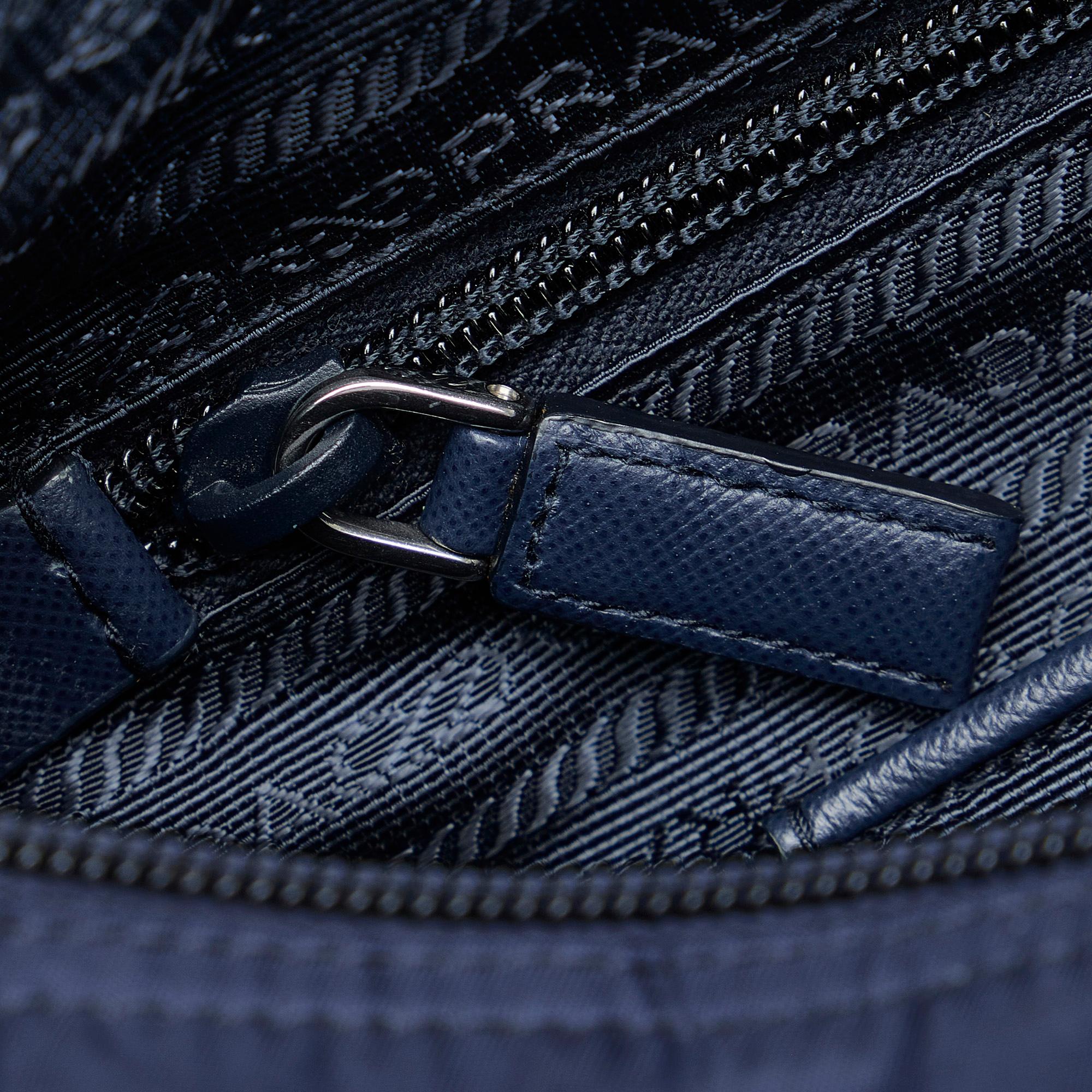 Prada Tessuto Crossbody Bag (SHG-jfvCAv)