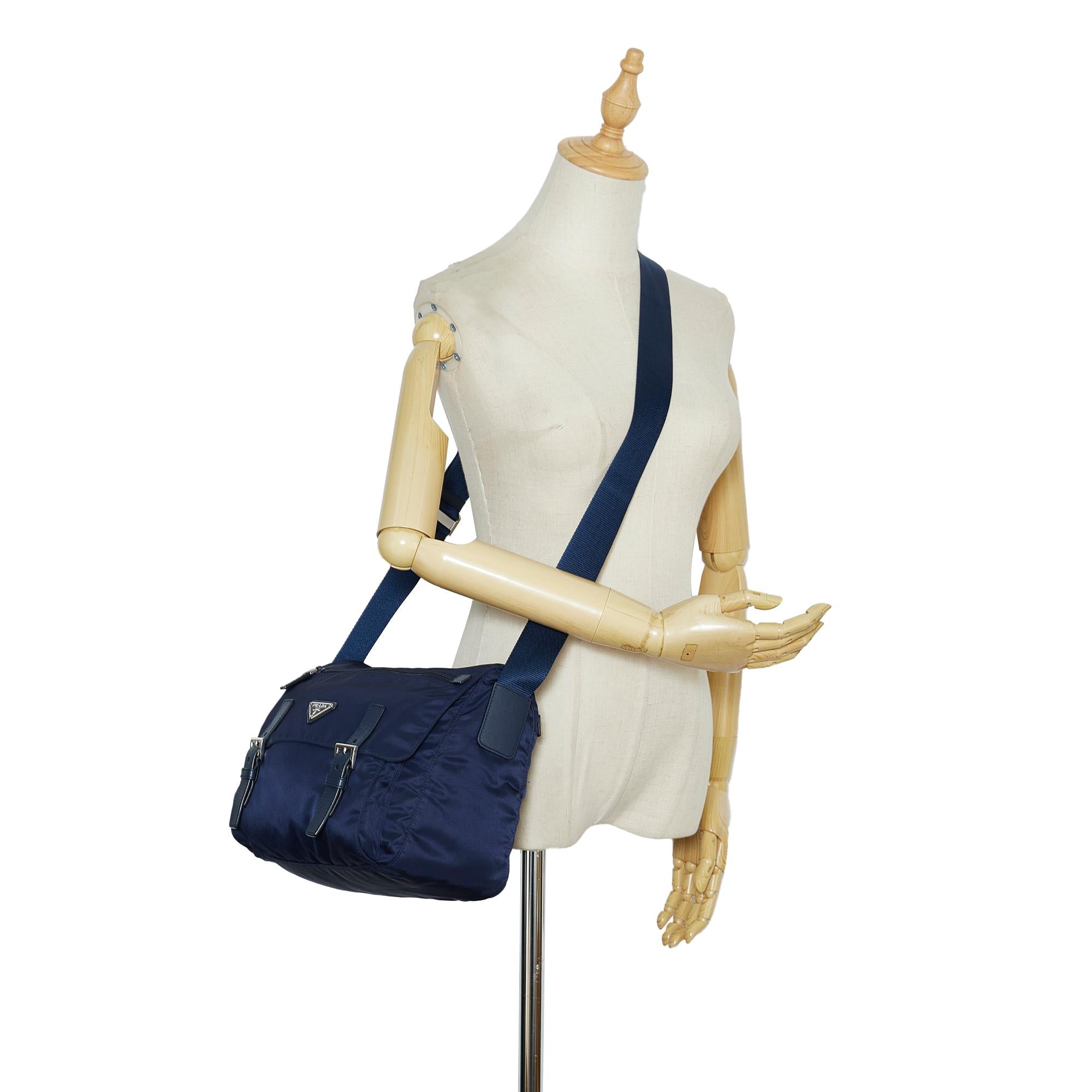 Prada Tessuto Crossbody Bag (SHG-jfvCAv)