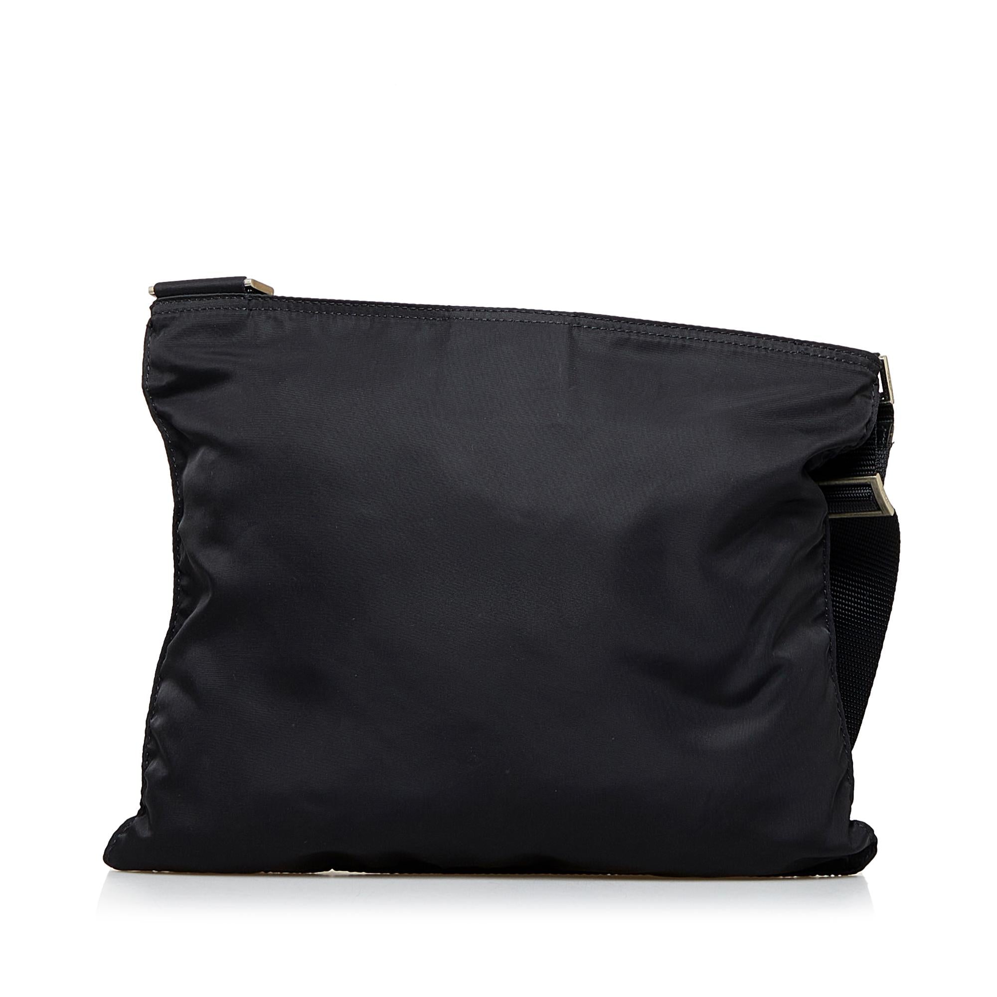 Prada Tessuto Crossbody Bag (SHG-sIKrSD)