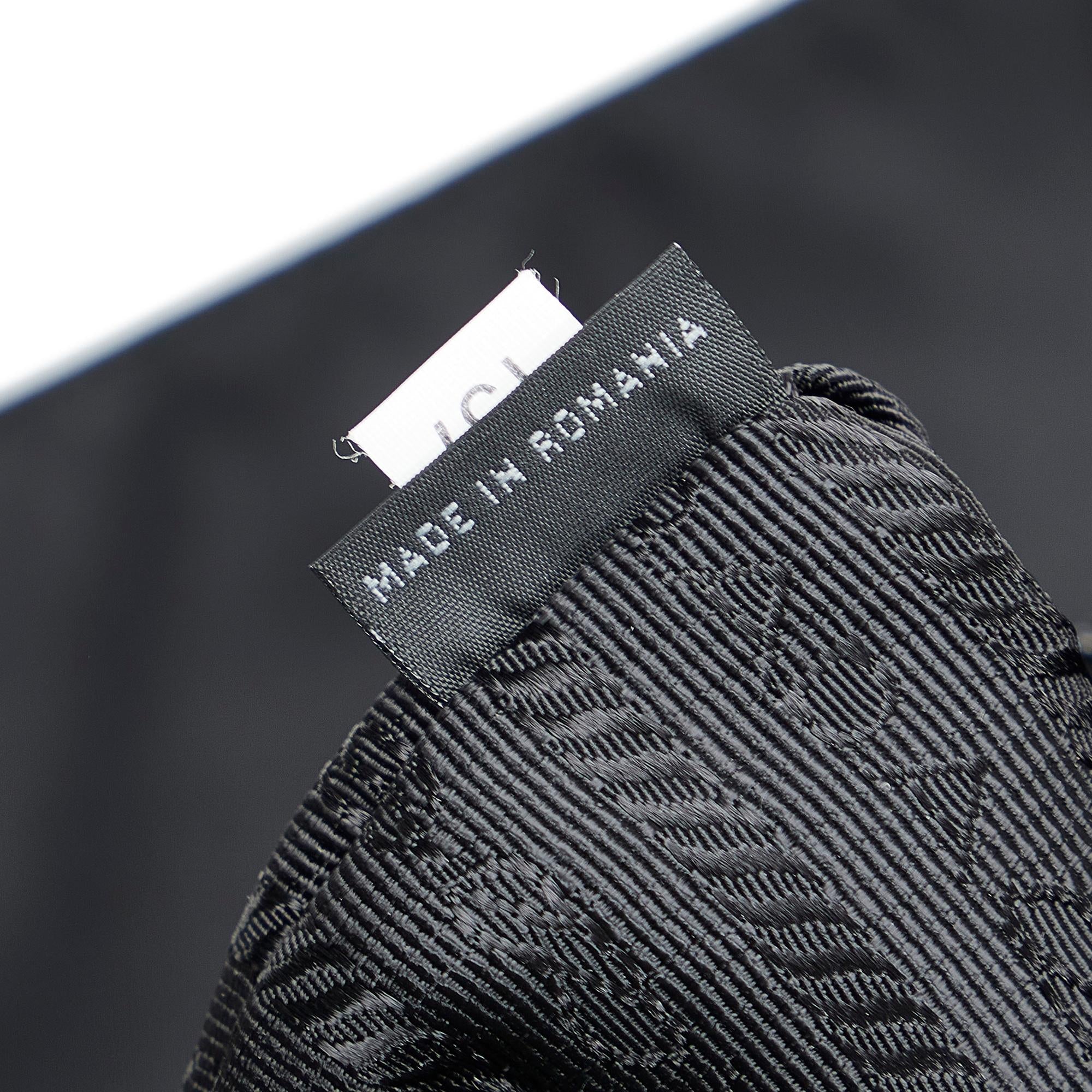 Prada Tessuto Crossbody Bag (SHG-lksWTM)