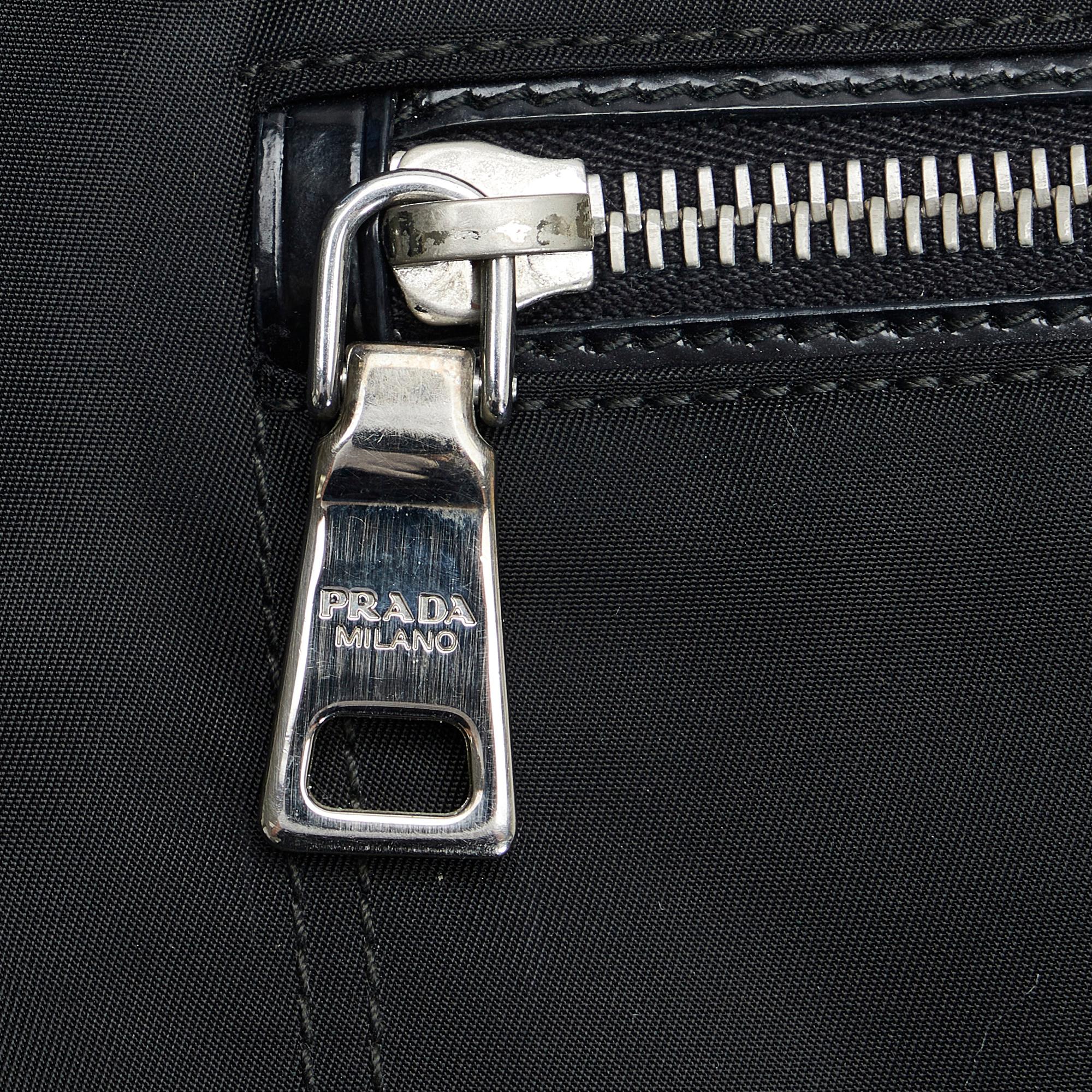 Prada Tessuto Crossbody Bag (SHG-gmDvkX)