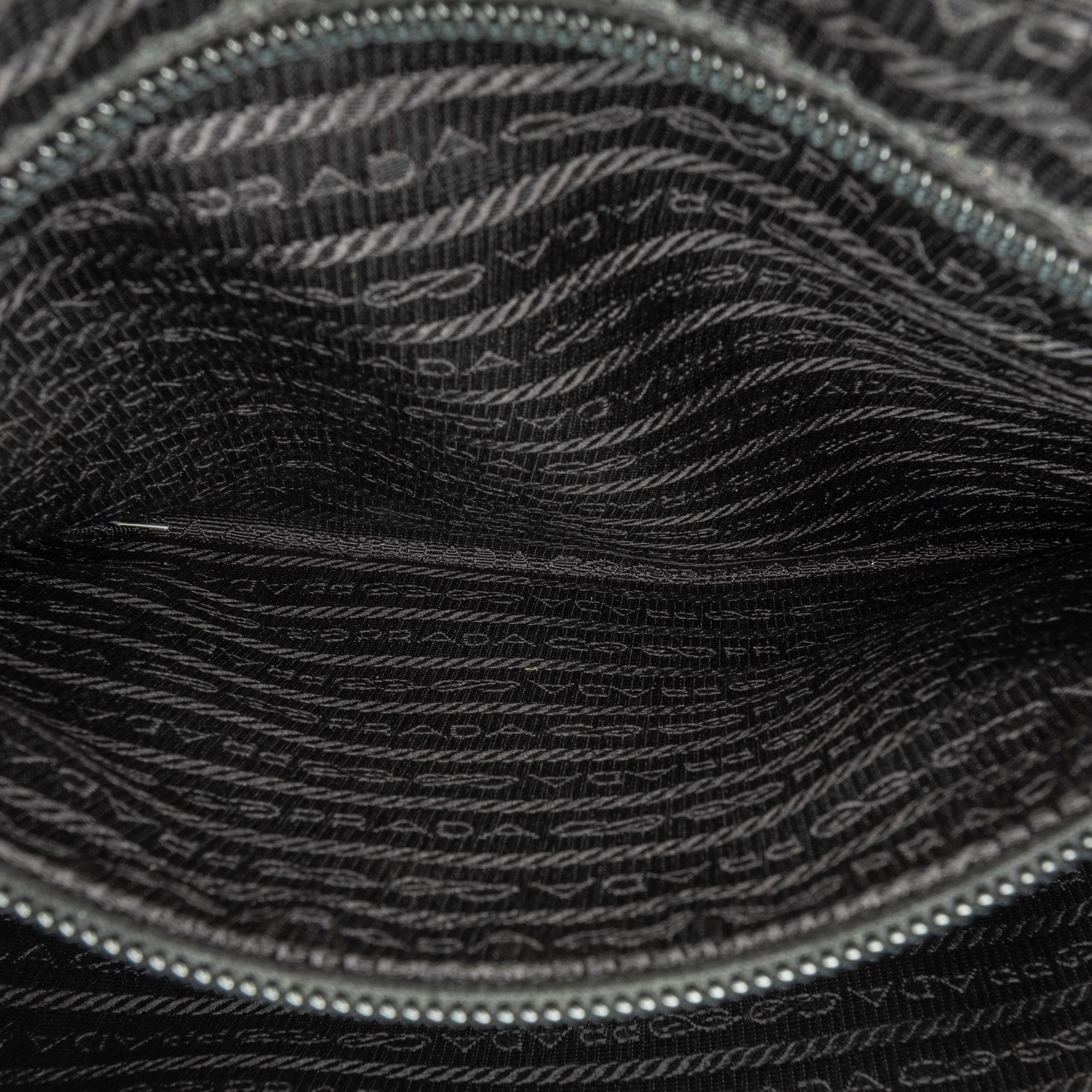 Prada Tessuto Crossbody Bag (SHG-nIlsRa)