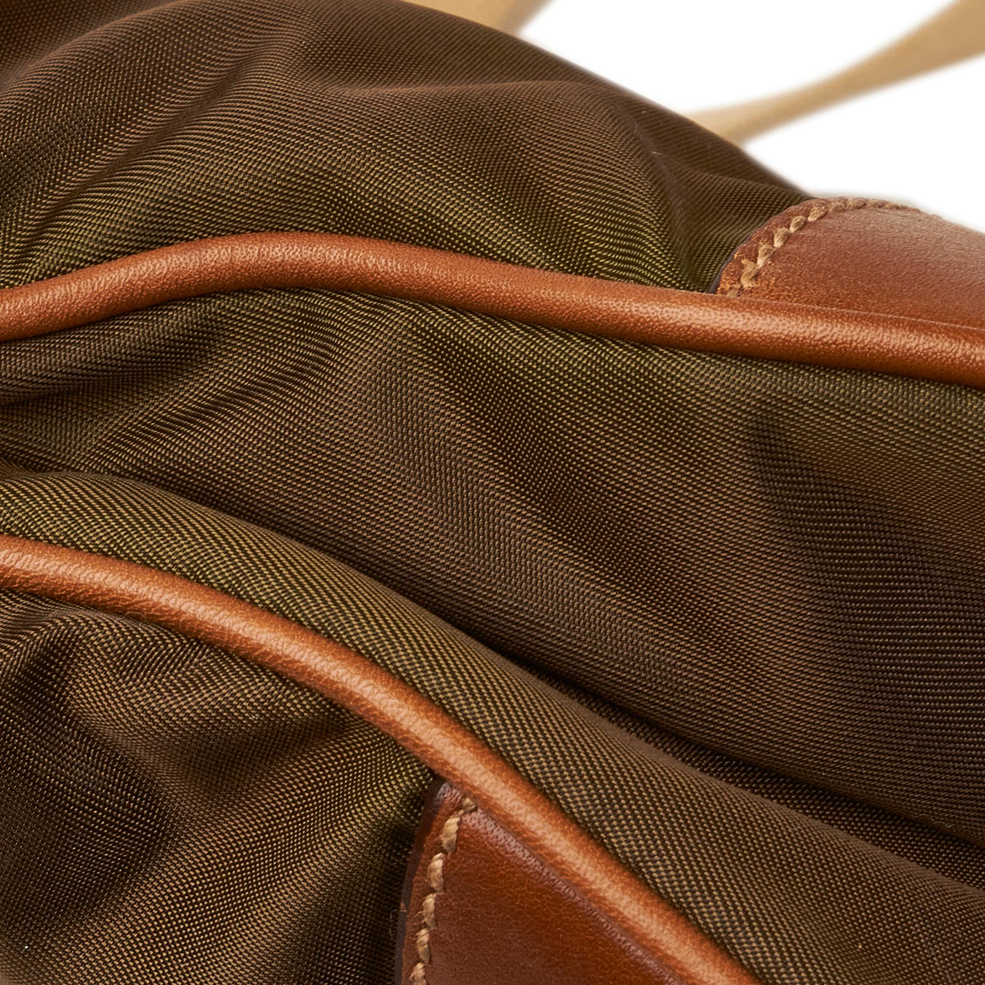 Prada Tessuto Crossbody (SHG-9mGxHO)