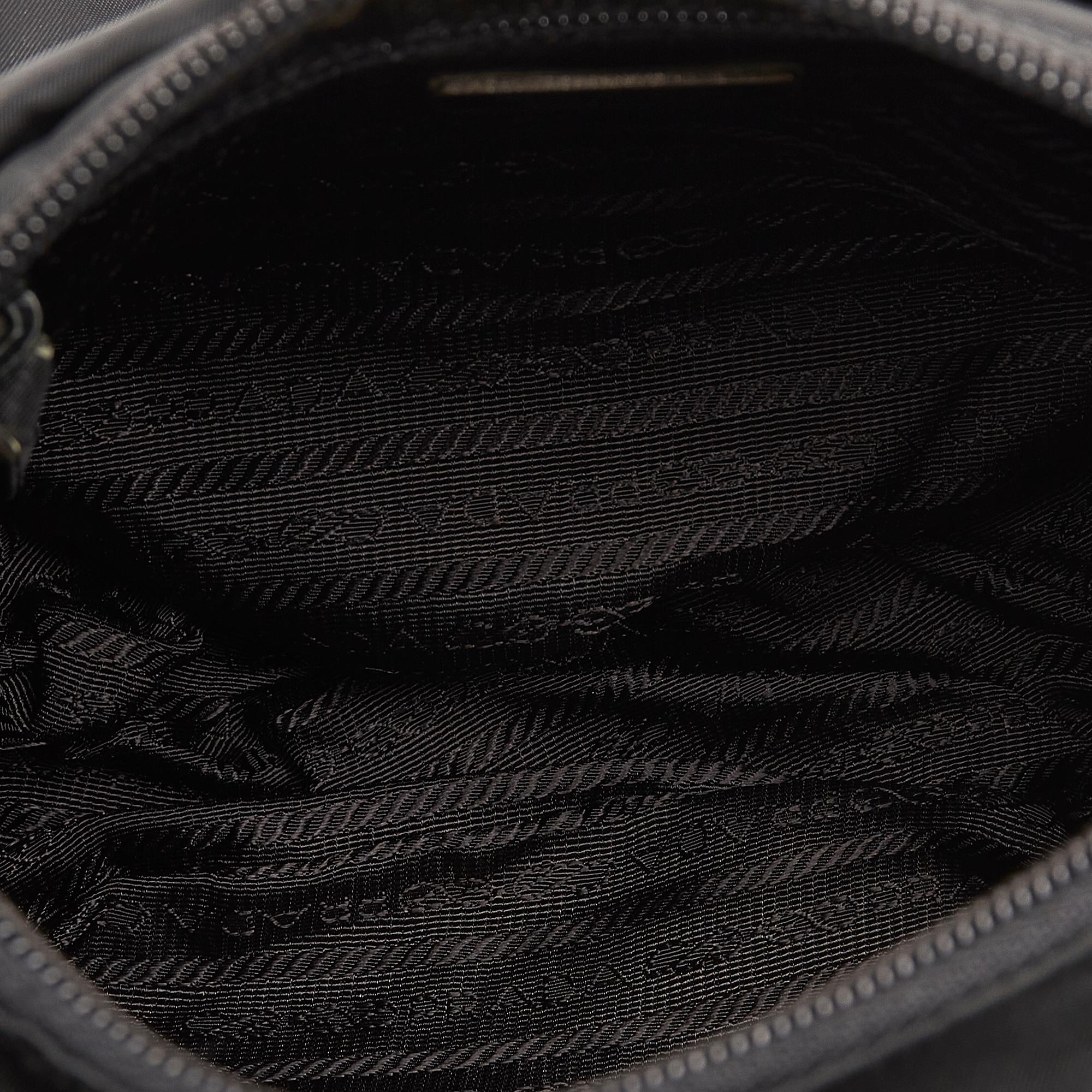 Prada Tessuto Crossbody (SHG-cuT5N3)