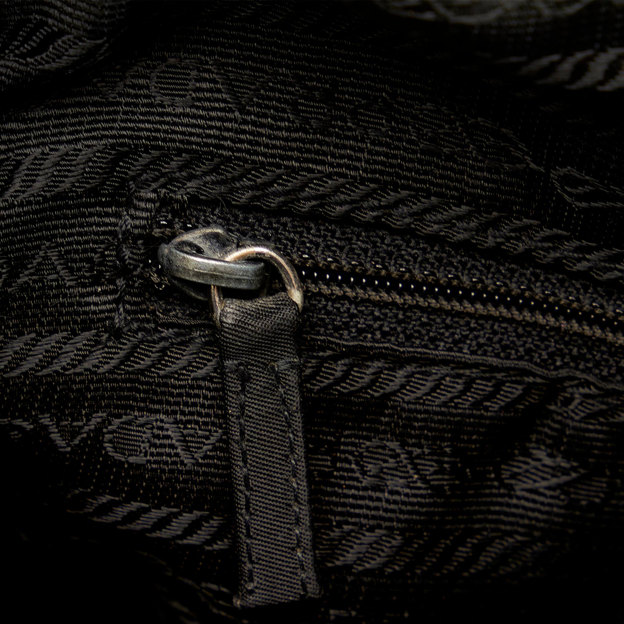 Prada Tessuto Crossbody (SHG-1r5iI6)