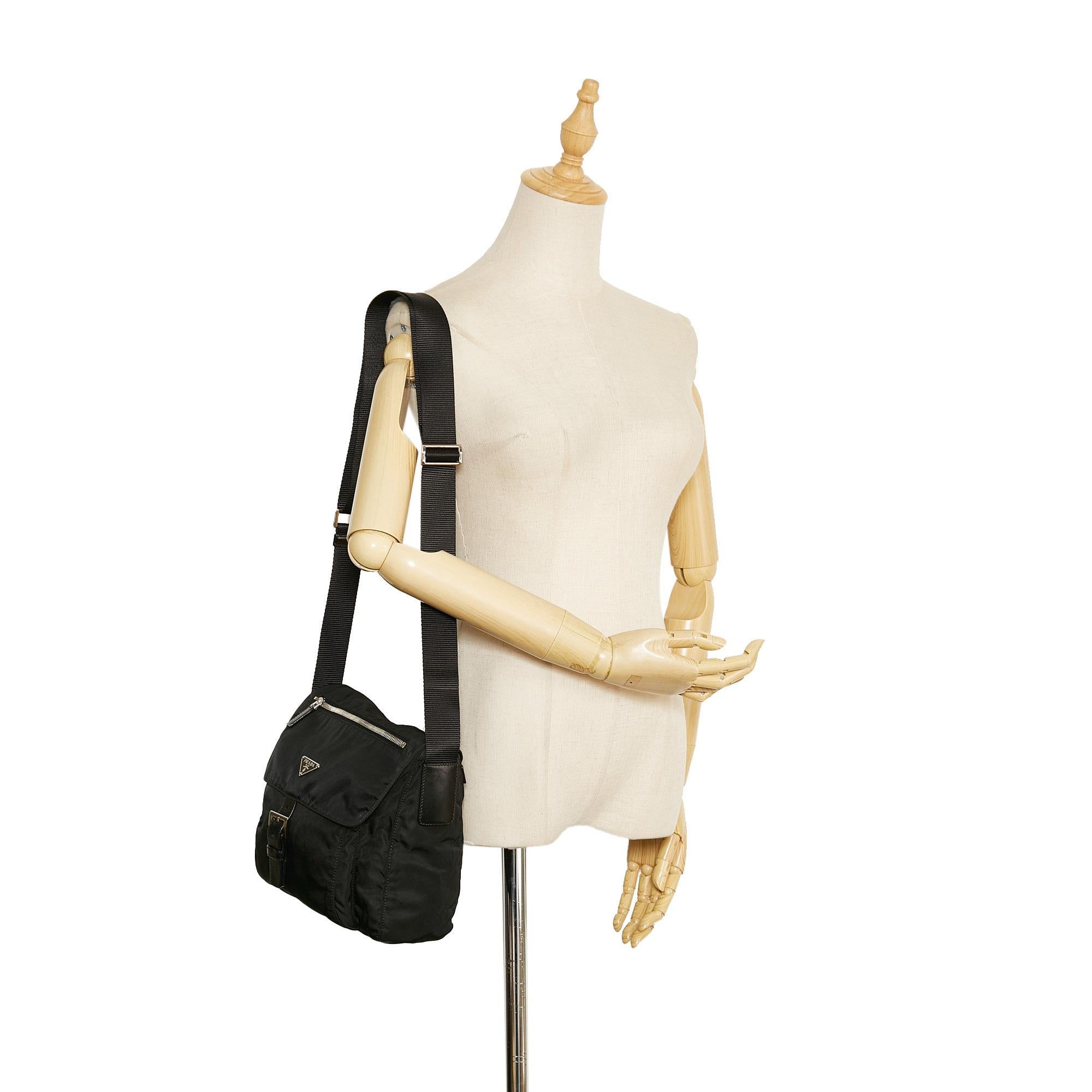 Prada Tessuto Crossbody (SHG-hlj8pL)