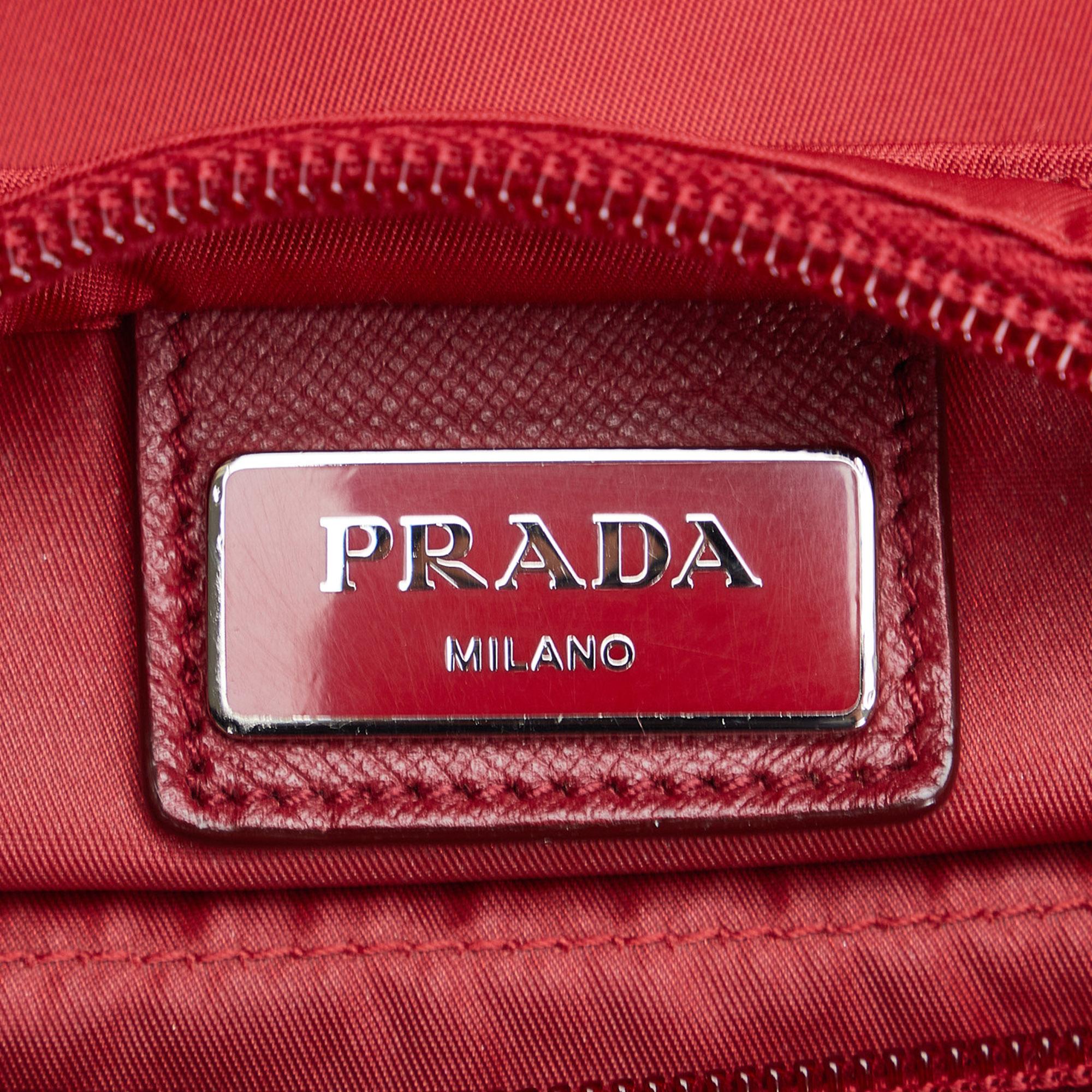 Prada Tessuto Crossbody (SHG-MIv0U7)
