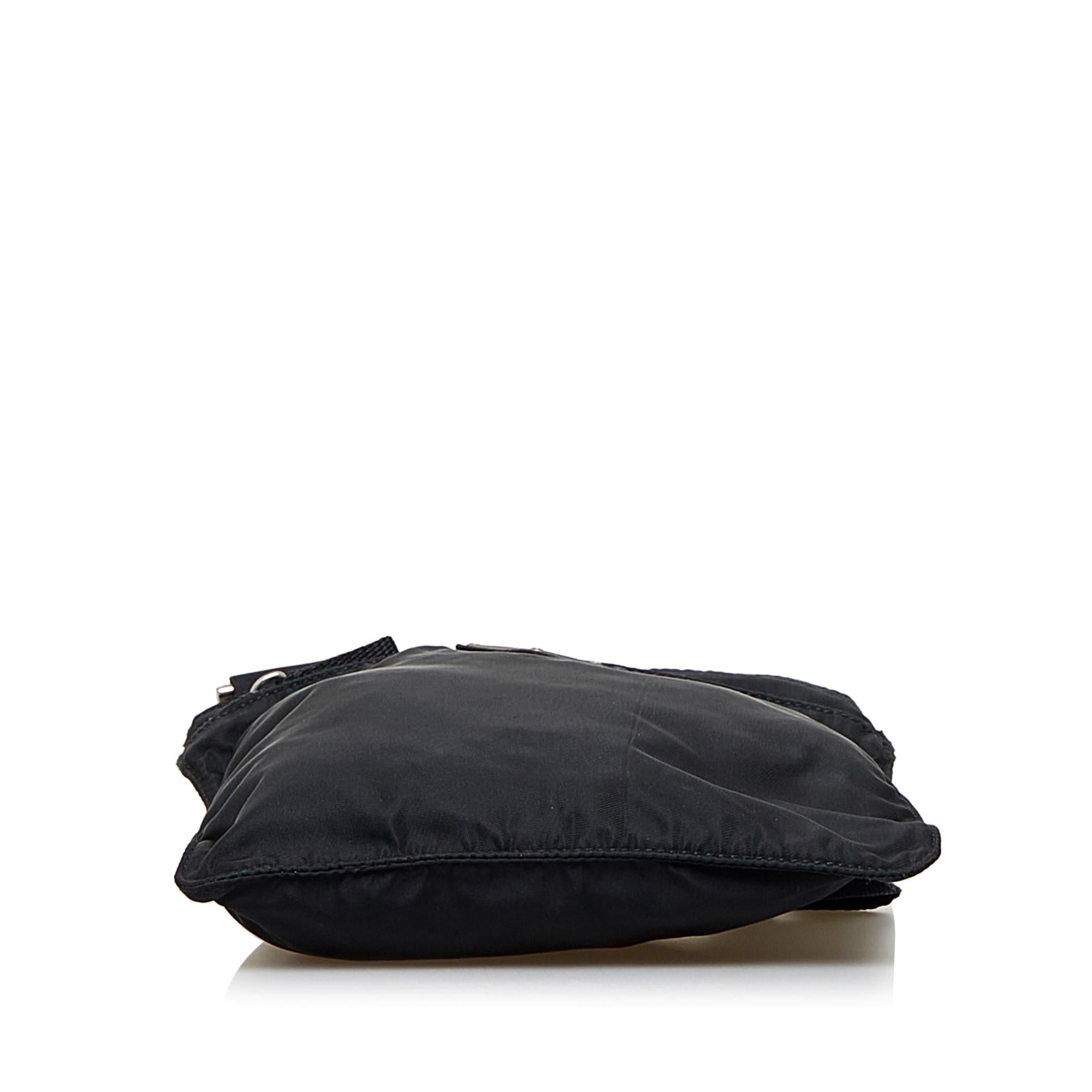 Prada Tessuto Crossbody (SHG-zsvYmD)