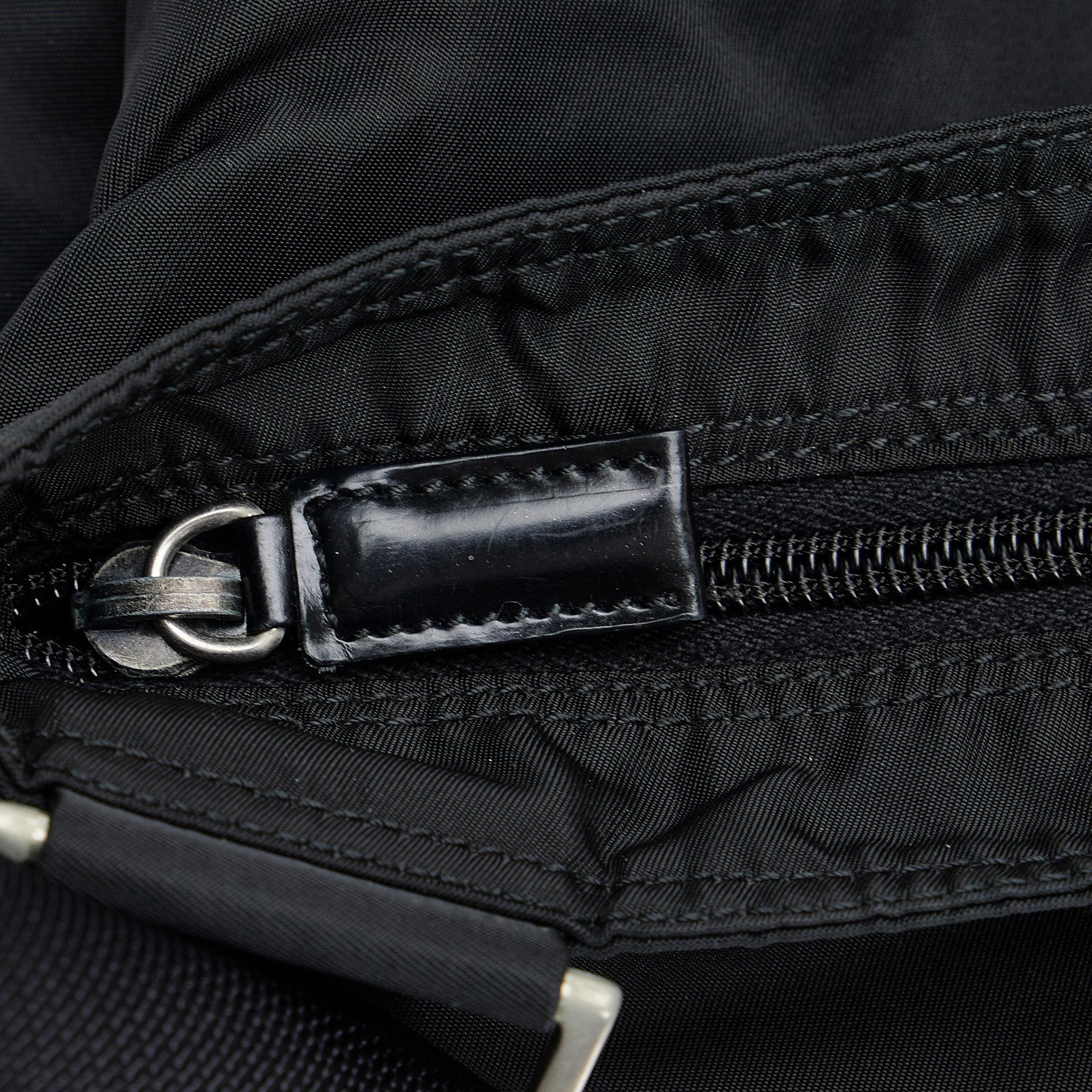 Prada Tessuto Crossbody (SHG-3WVpyt)