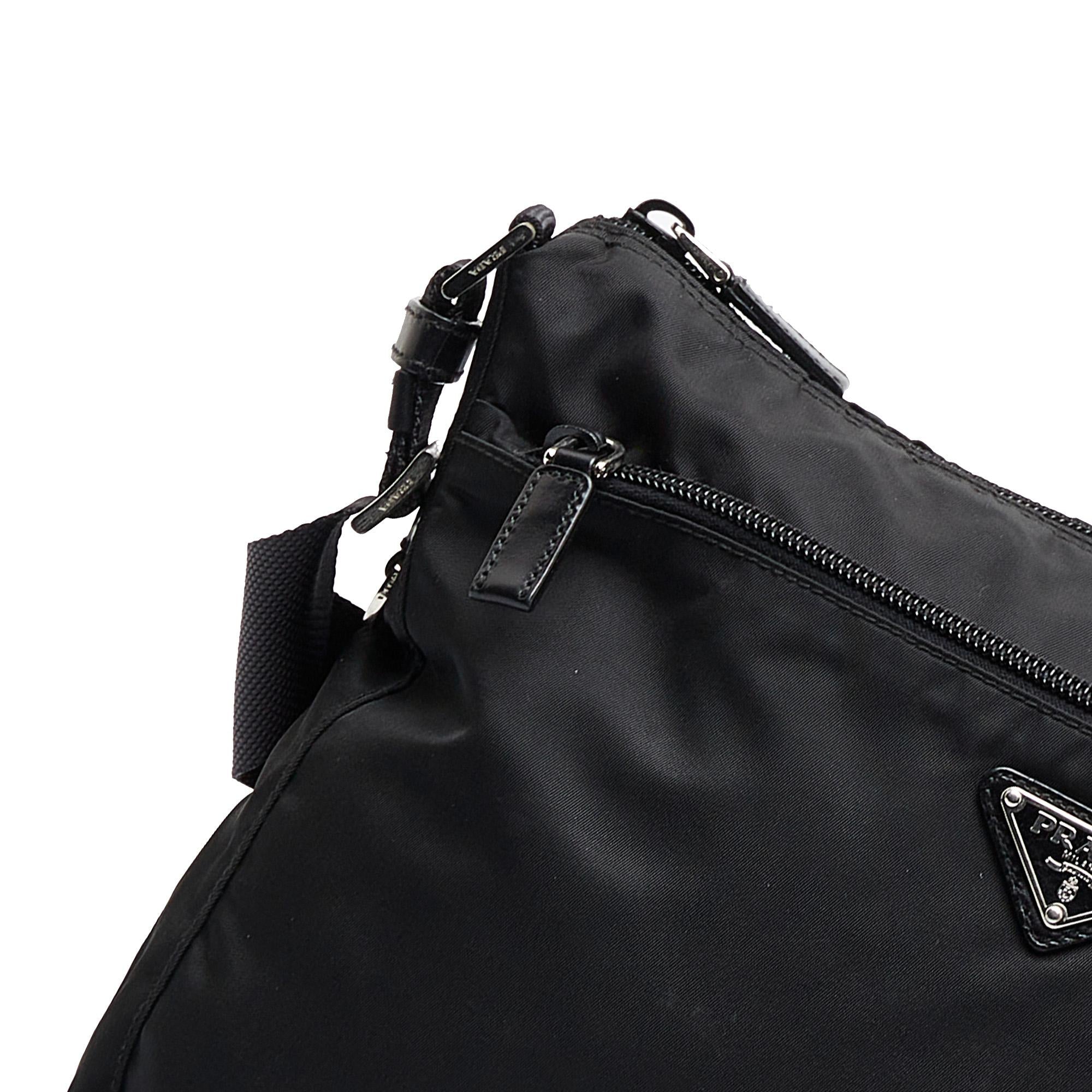 Prada Tessuto Crossbody (SHG-9uZiFG)