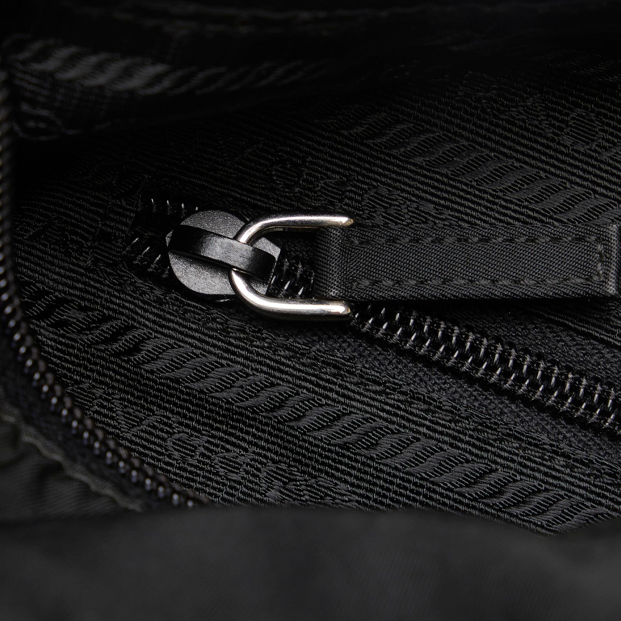 Prada Tessuto Crossbody (SHG-mpmXEz)