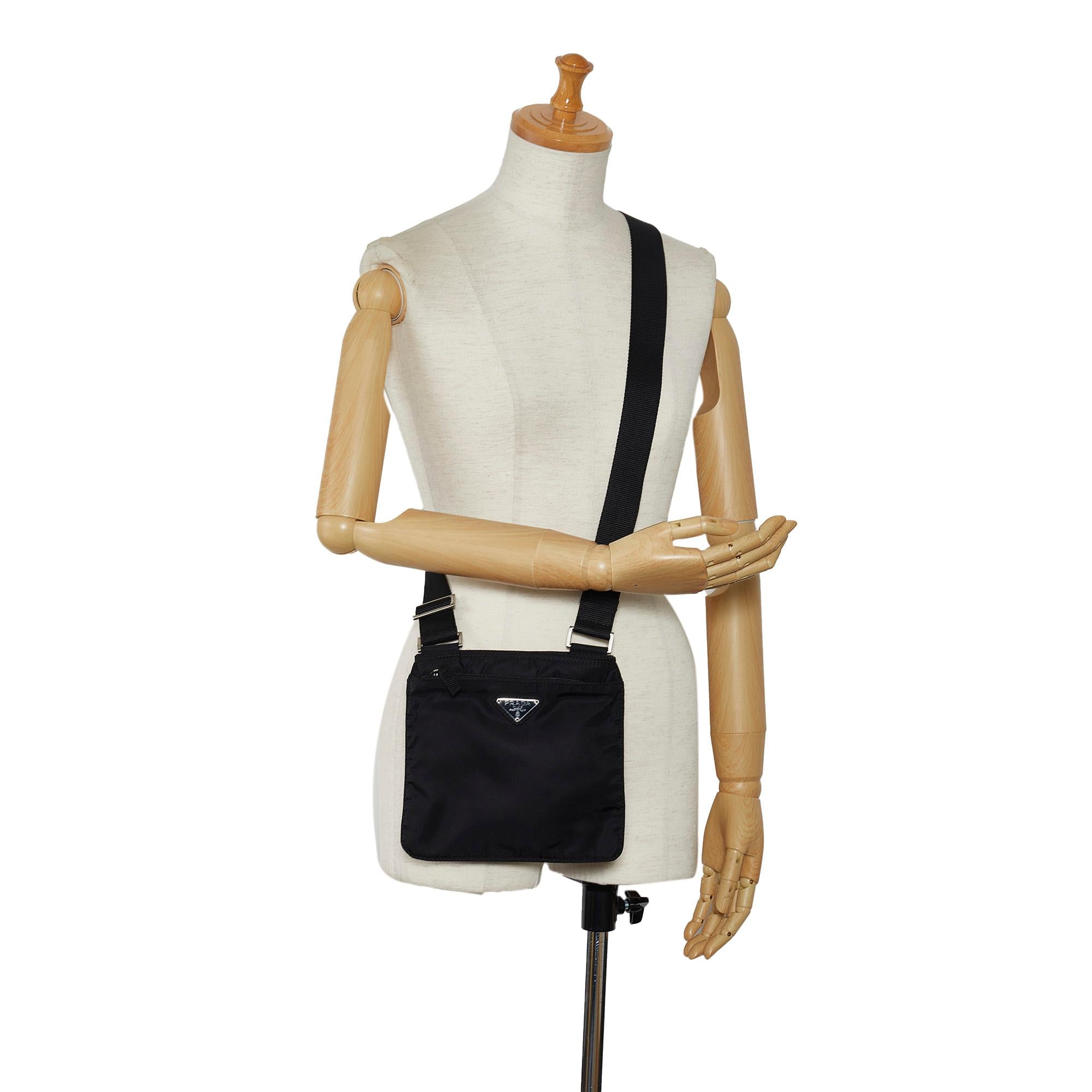 Prada Tessuto Crossbody (SHG-aY8WE2)