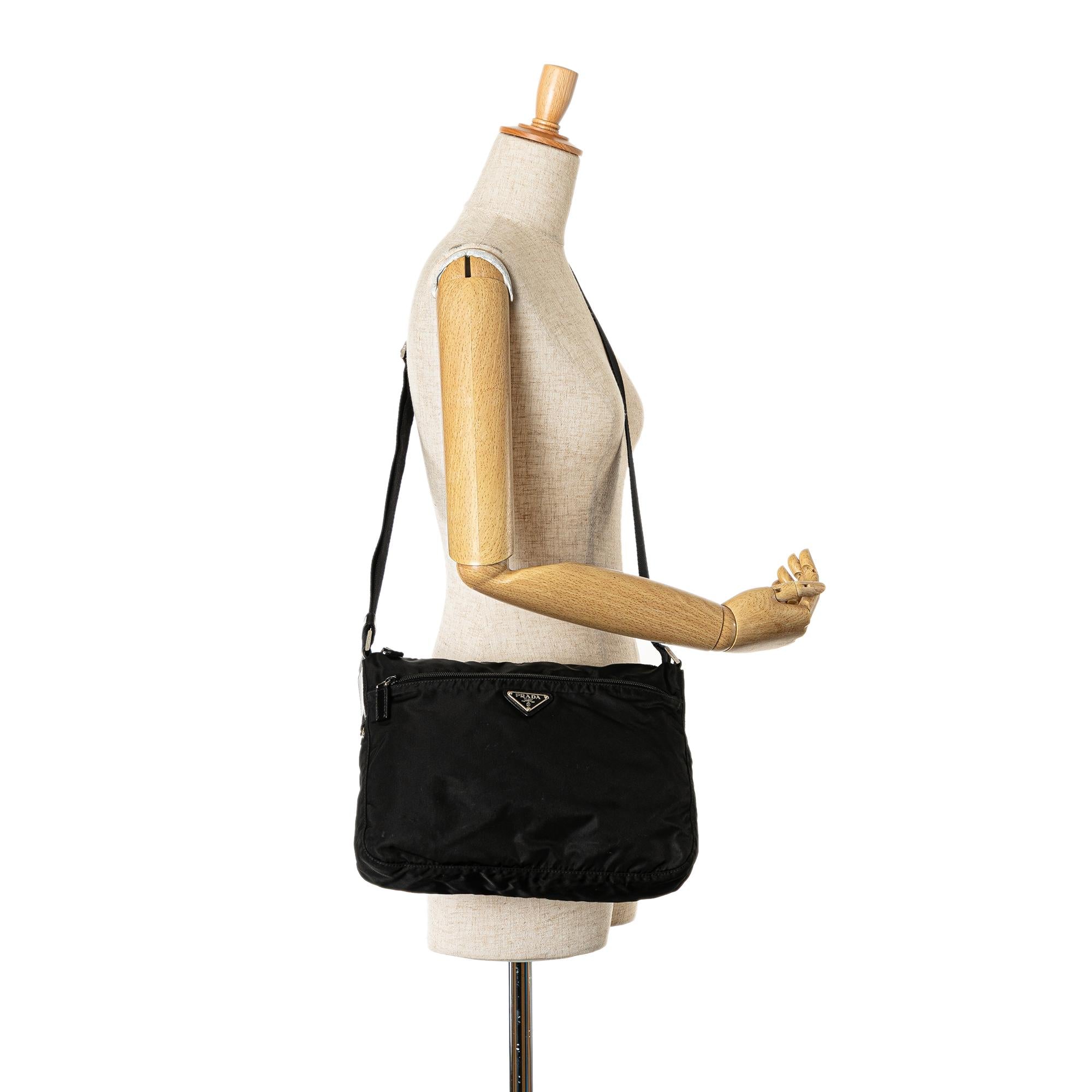 Prada Tessuto Crossbody (SHG-J1jL93)