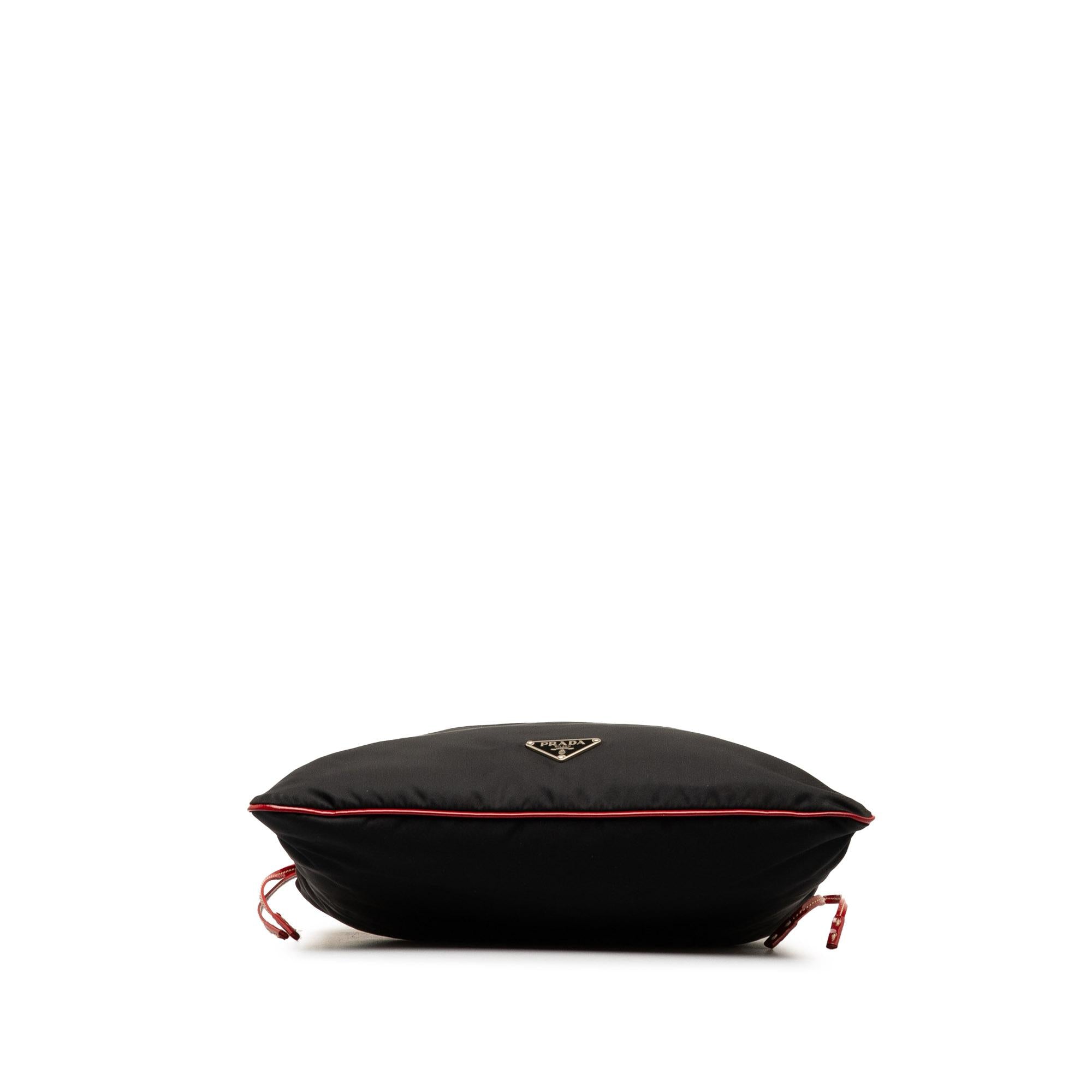 Prada Tessuto Drawstring Tote (SHG-KLu2YA)
