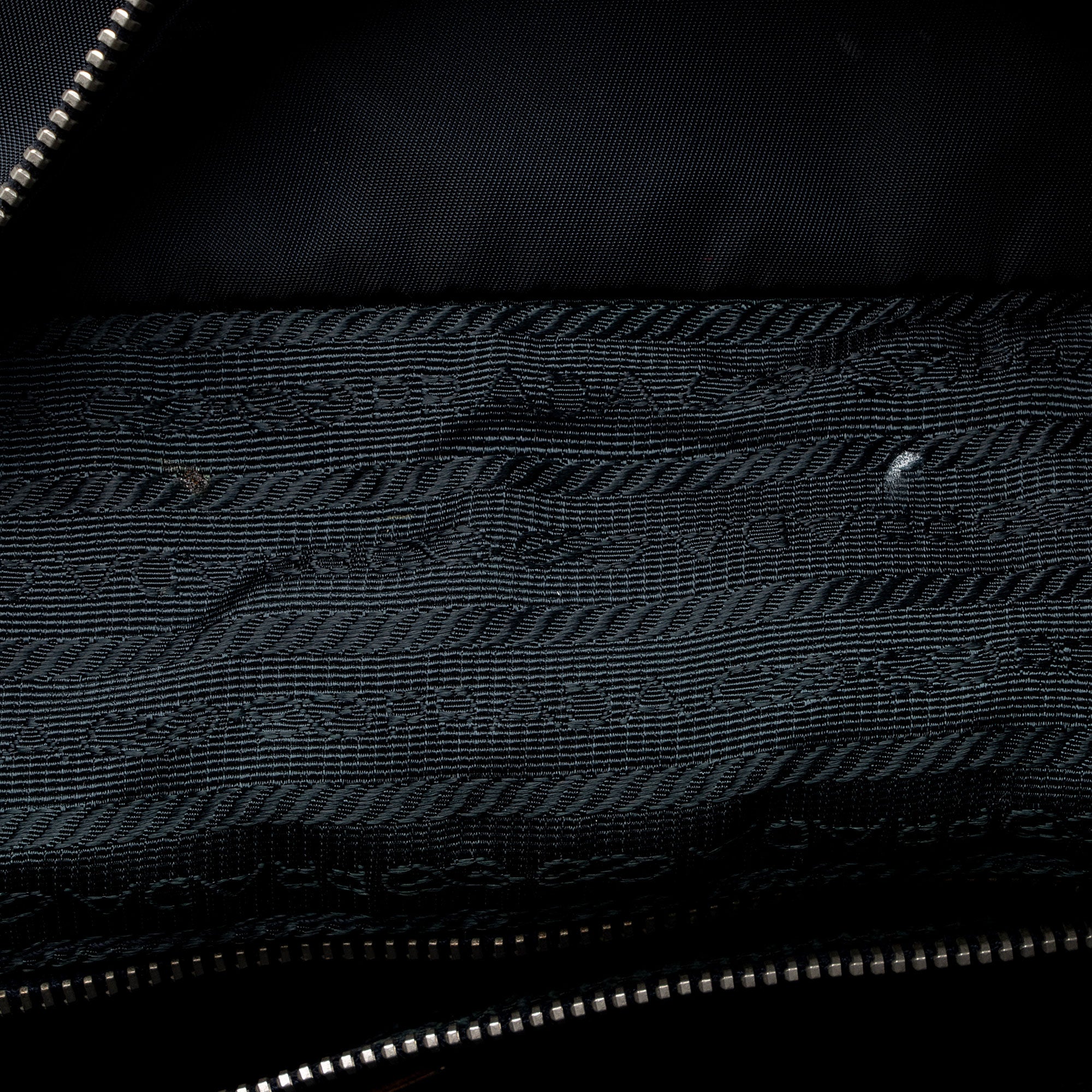 Prada Tessuto Vertical Duffle Bag (SHF-2Gs5Cd)