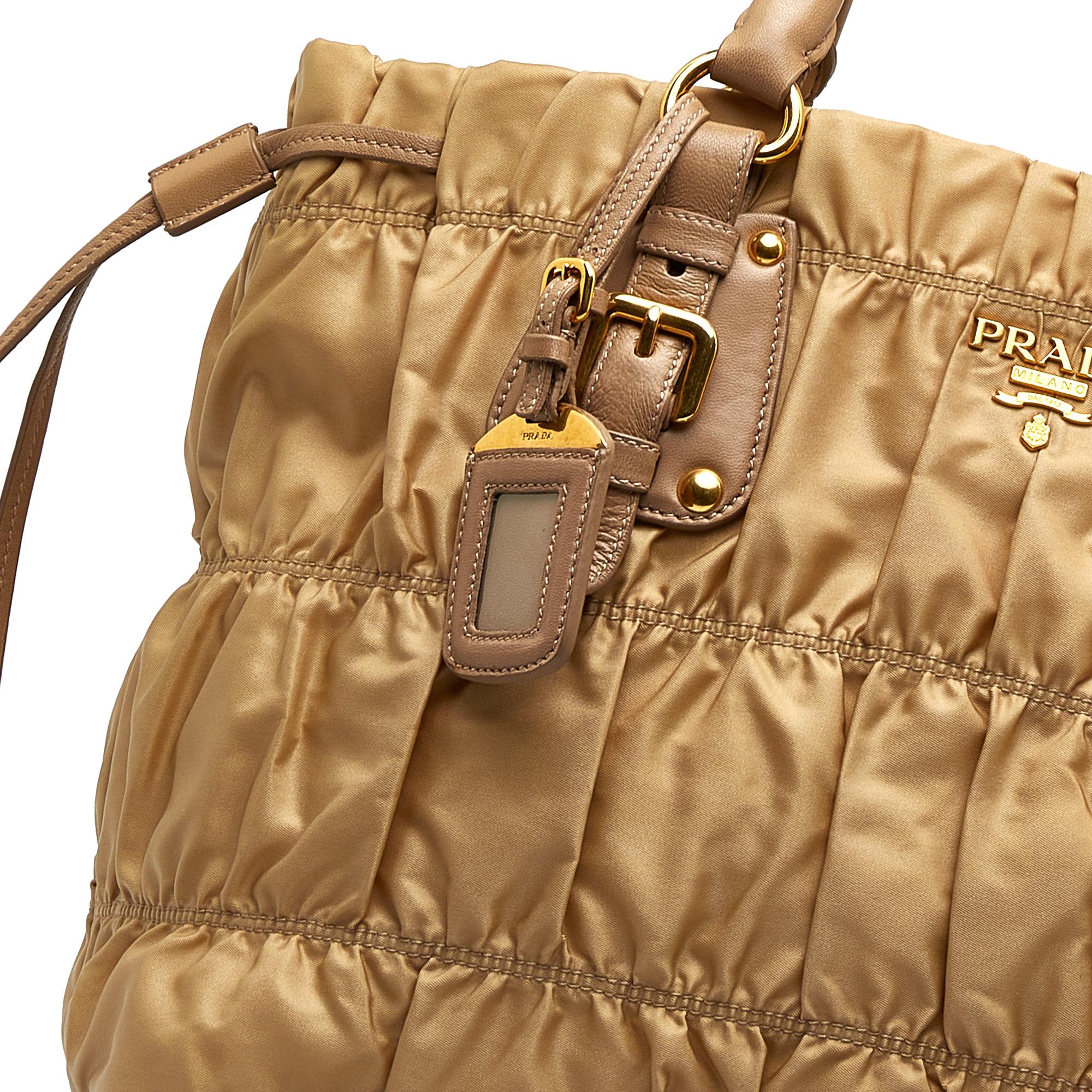 Prada Tessuto Gaufre Satchel (SHG-jASUHU)