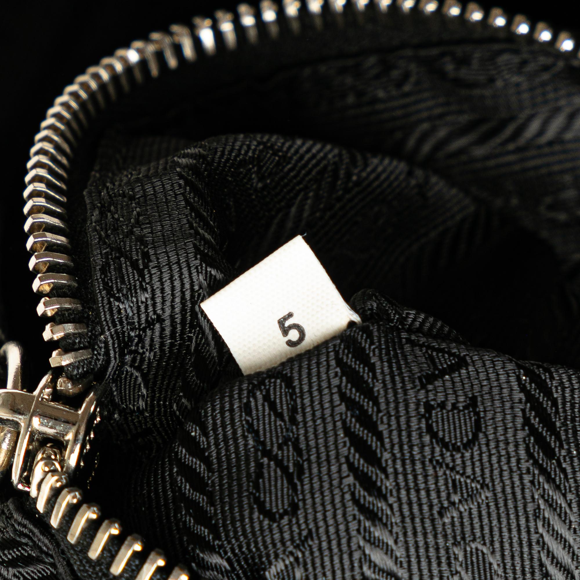 Prada Tessuto Hobo (SHG-ctB0Uv)
