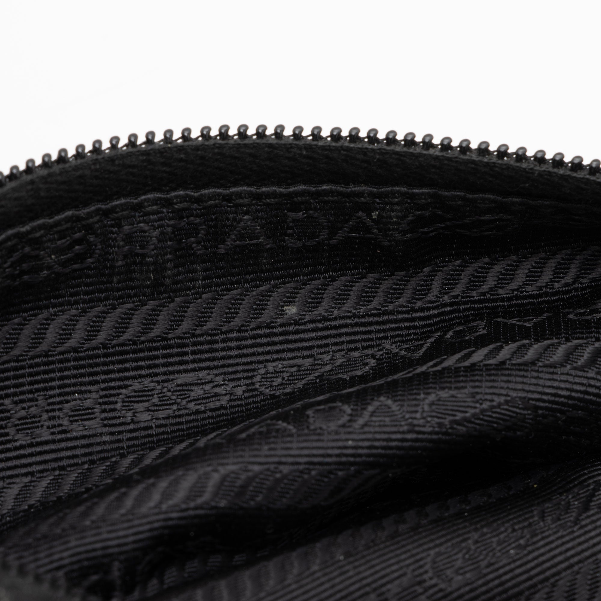 Prada Tessuto Zip Belt Bag (SHF-nB43OT)