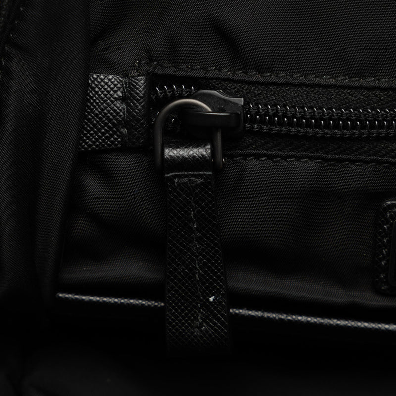 Prada Tessuto Logo Patch Crossbody Bag (SHG-E8Fn5r)