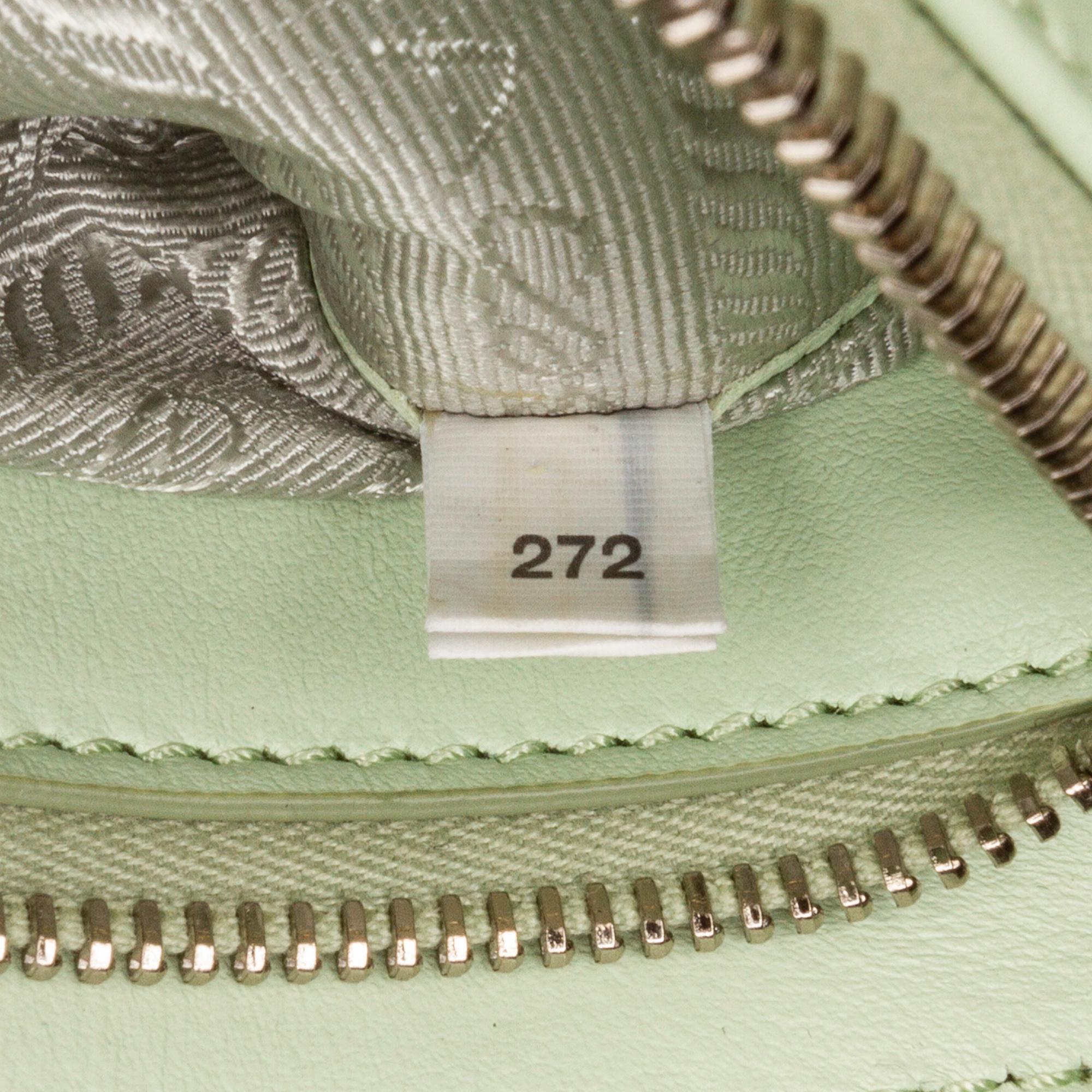 Prada Tessuto Pocket Crossbody (SHG-M5ikzj)