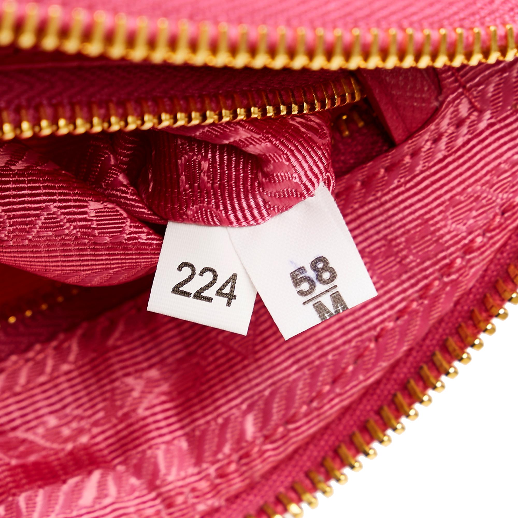 Prada Tessuto Pouch (SHG-8OFE5I)