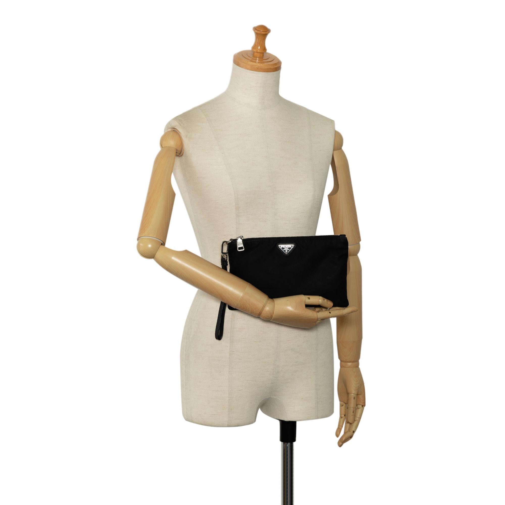 Prada Tessuto Pouch (SHG-D22jz5)