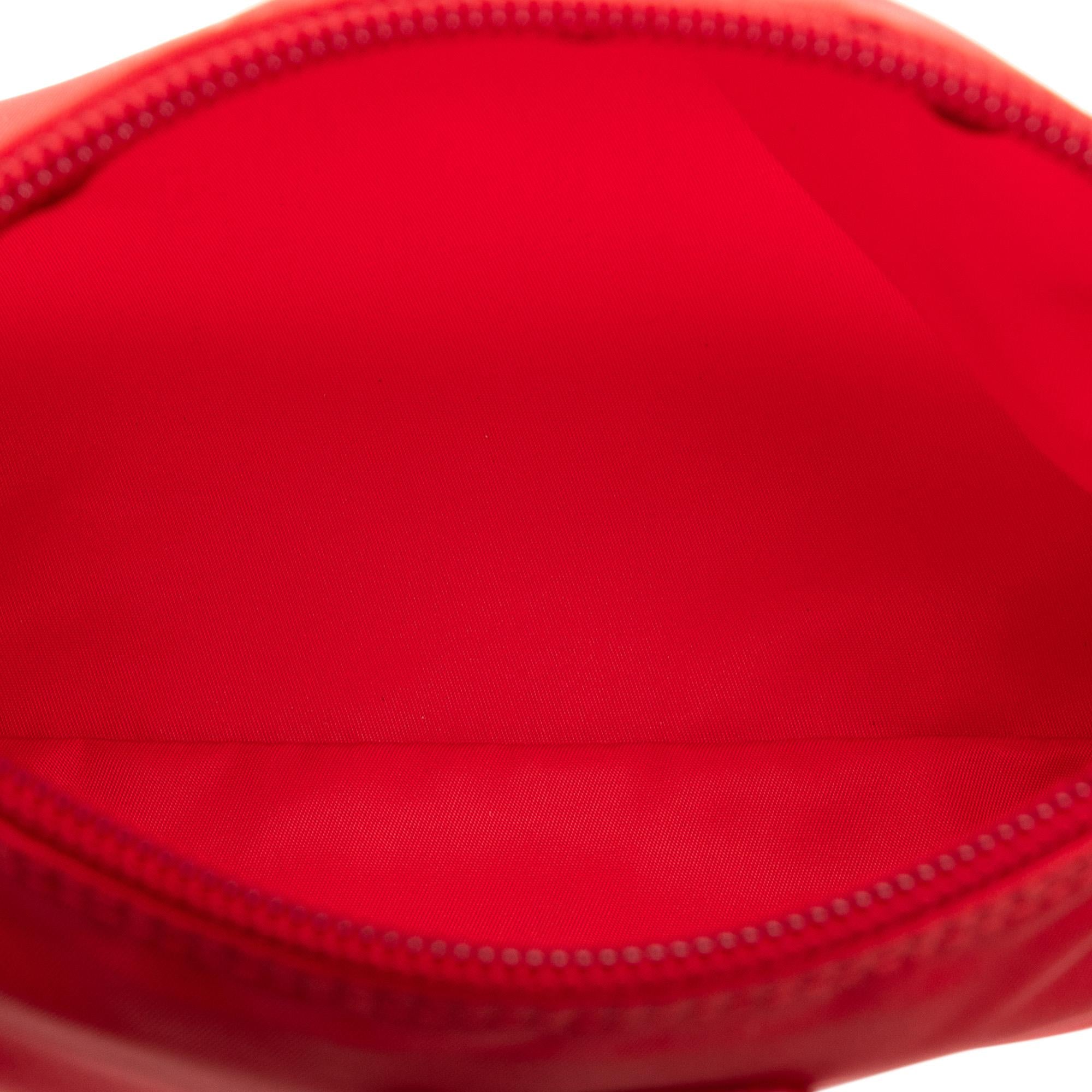 Prada Tessuto Pouch (SHG-O1IDXi)