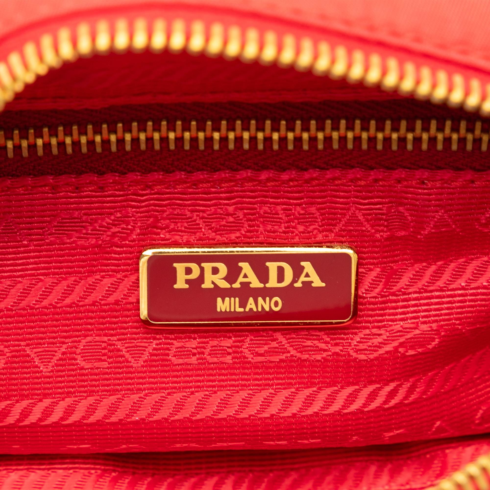 Prada Tessuto Pouch (SHG-ux0TBE)