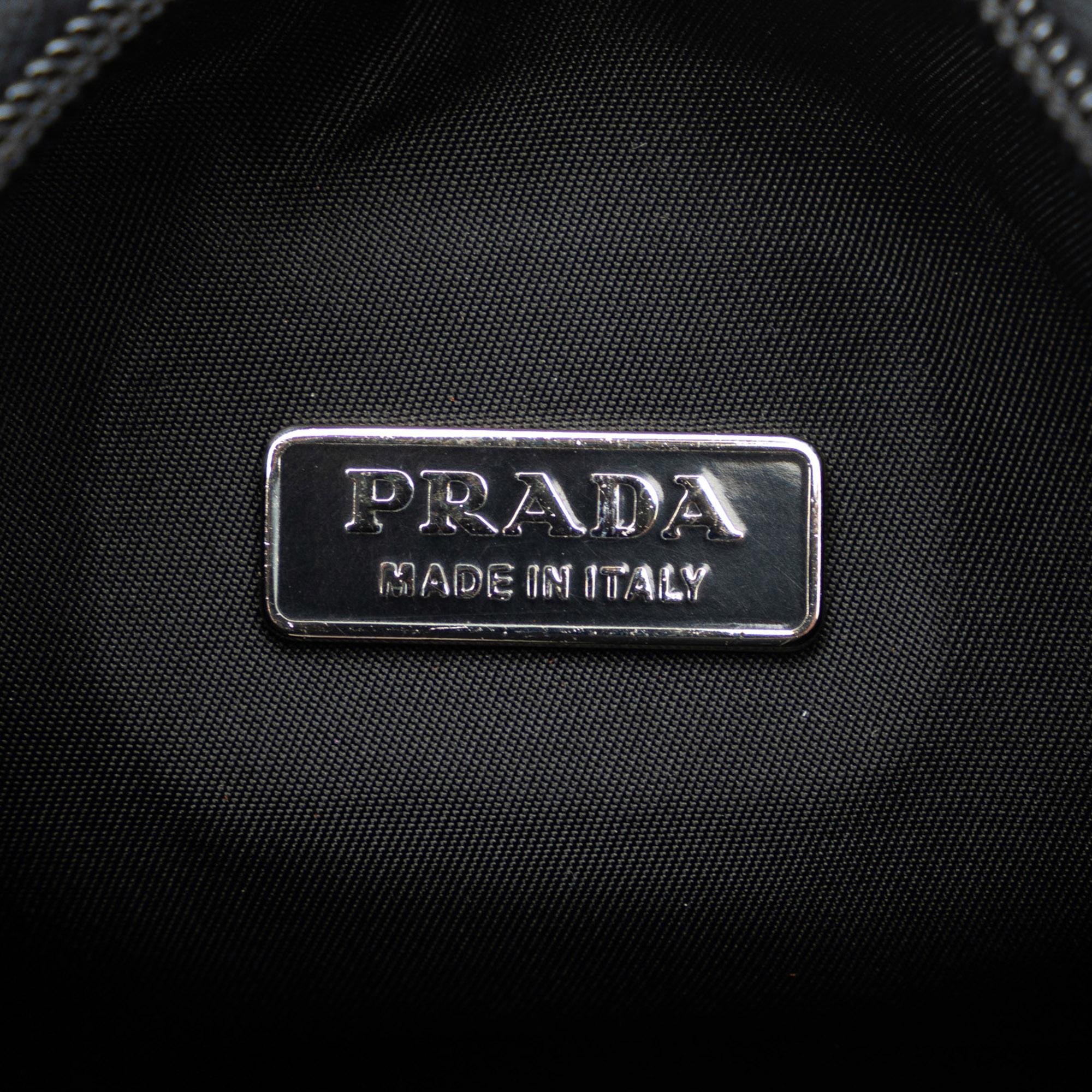 Prada Tessuto Re-Edition 2000 Baguette (SHG-06ayLC)