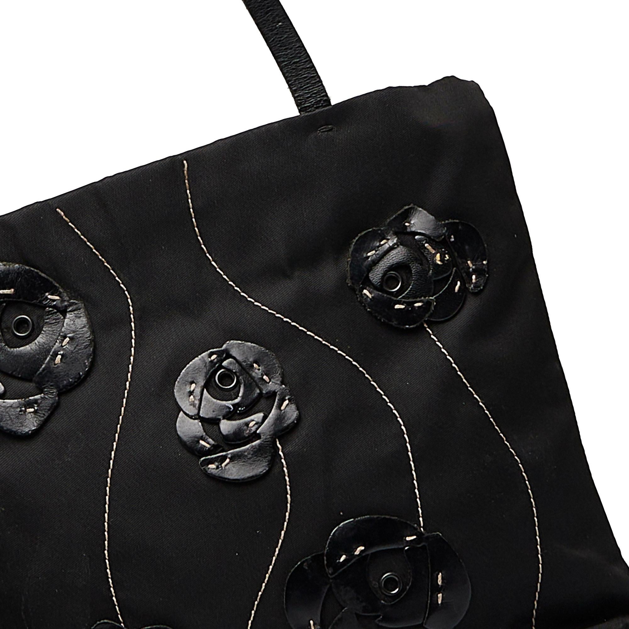 Prada Tessuto Rose Handbag (SHG-Vf5tBG)