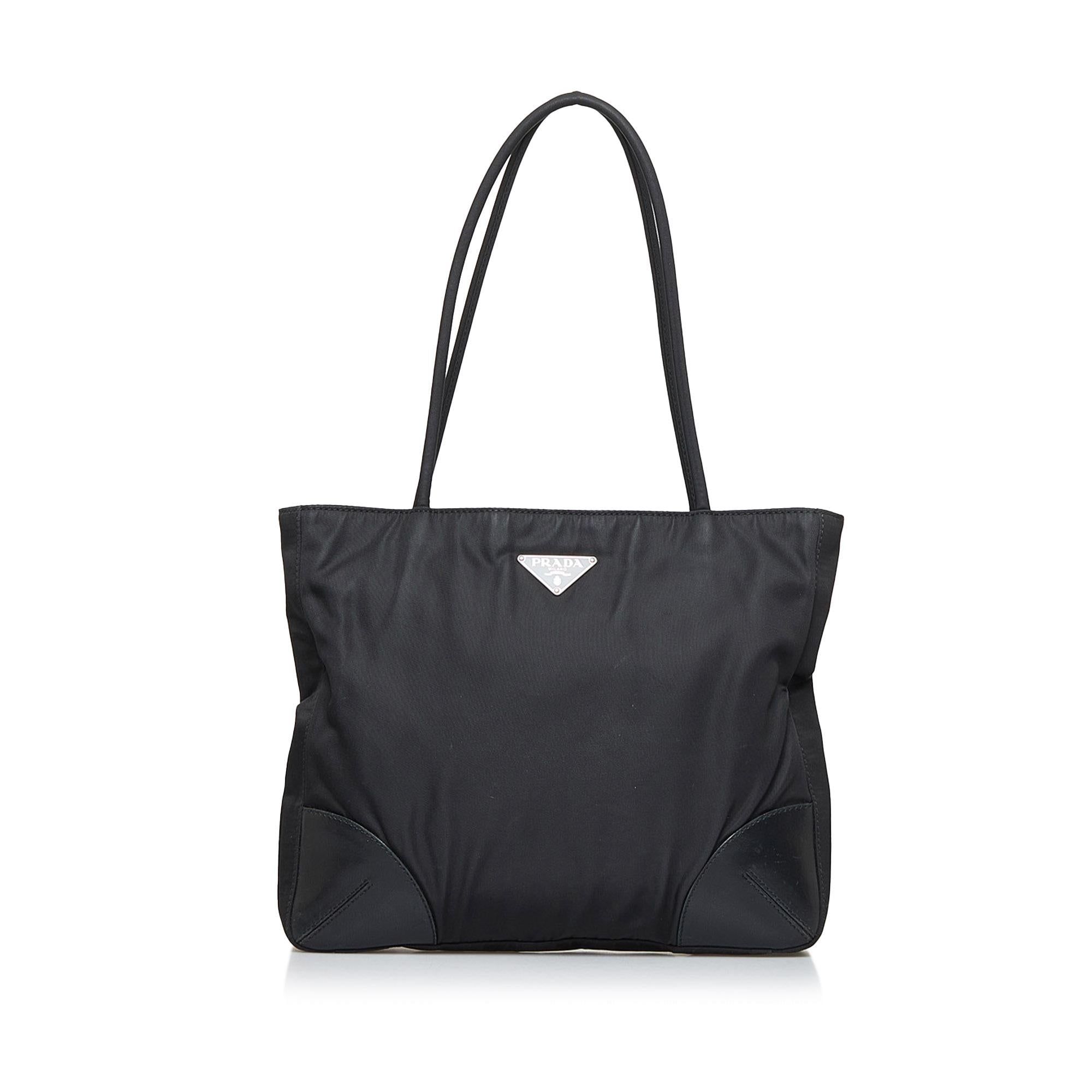 Prada Tessuto Shoulder Bag (SHG-iYIrhn)