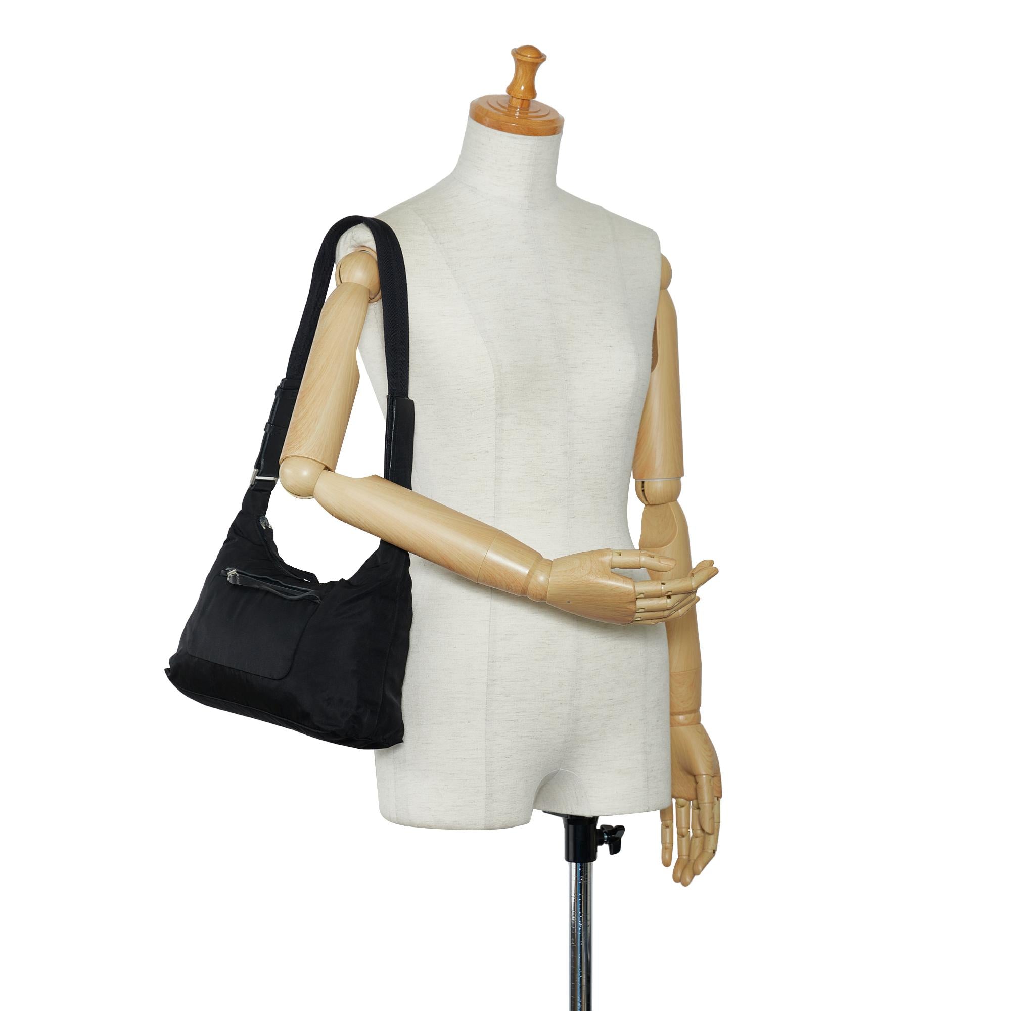Prada Tessuto Shoulder Bag (SHG-CdO0ci)