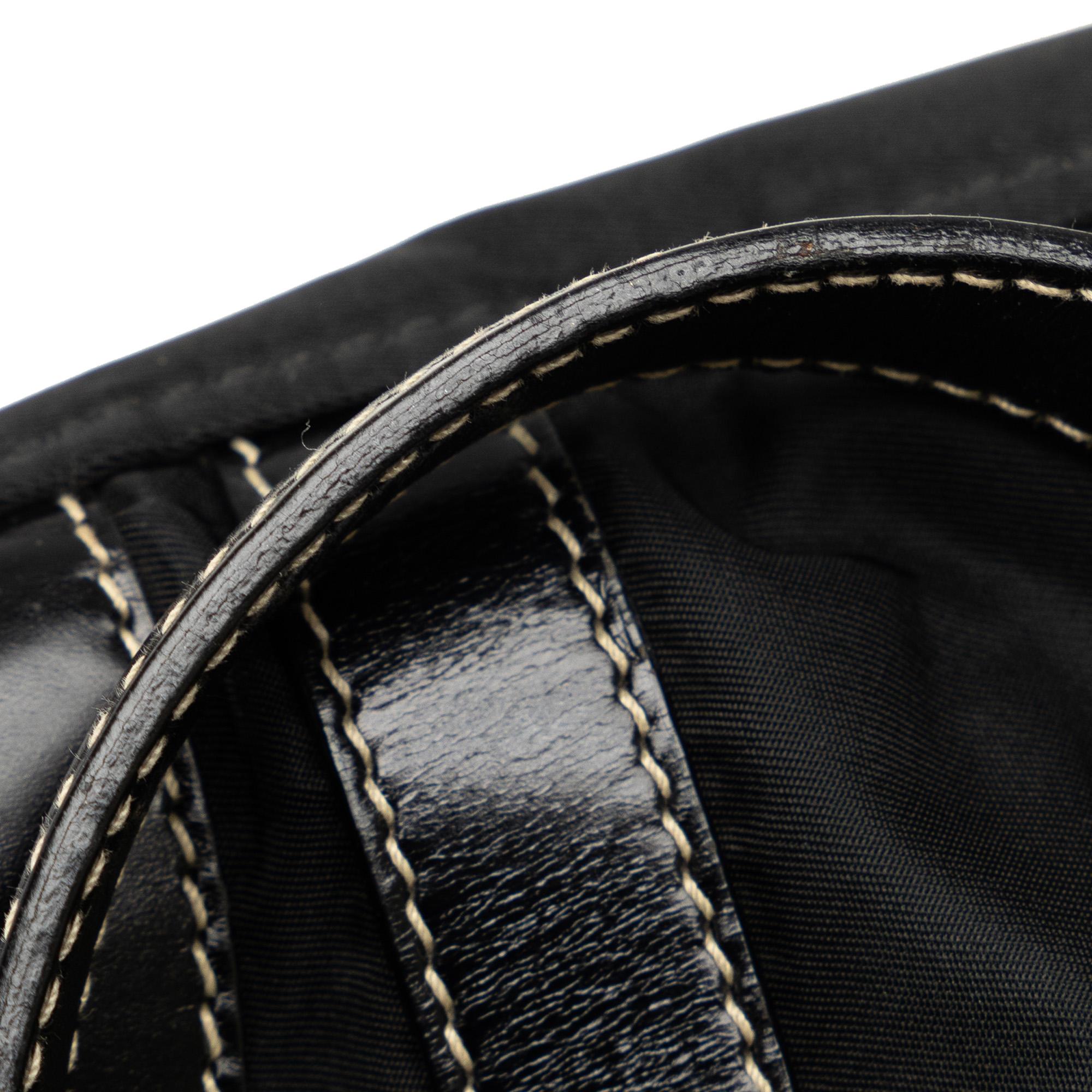 Prada Tessuto Shoulder Bag (SHG-6hmUAo)