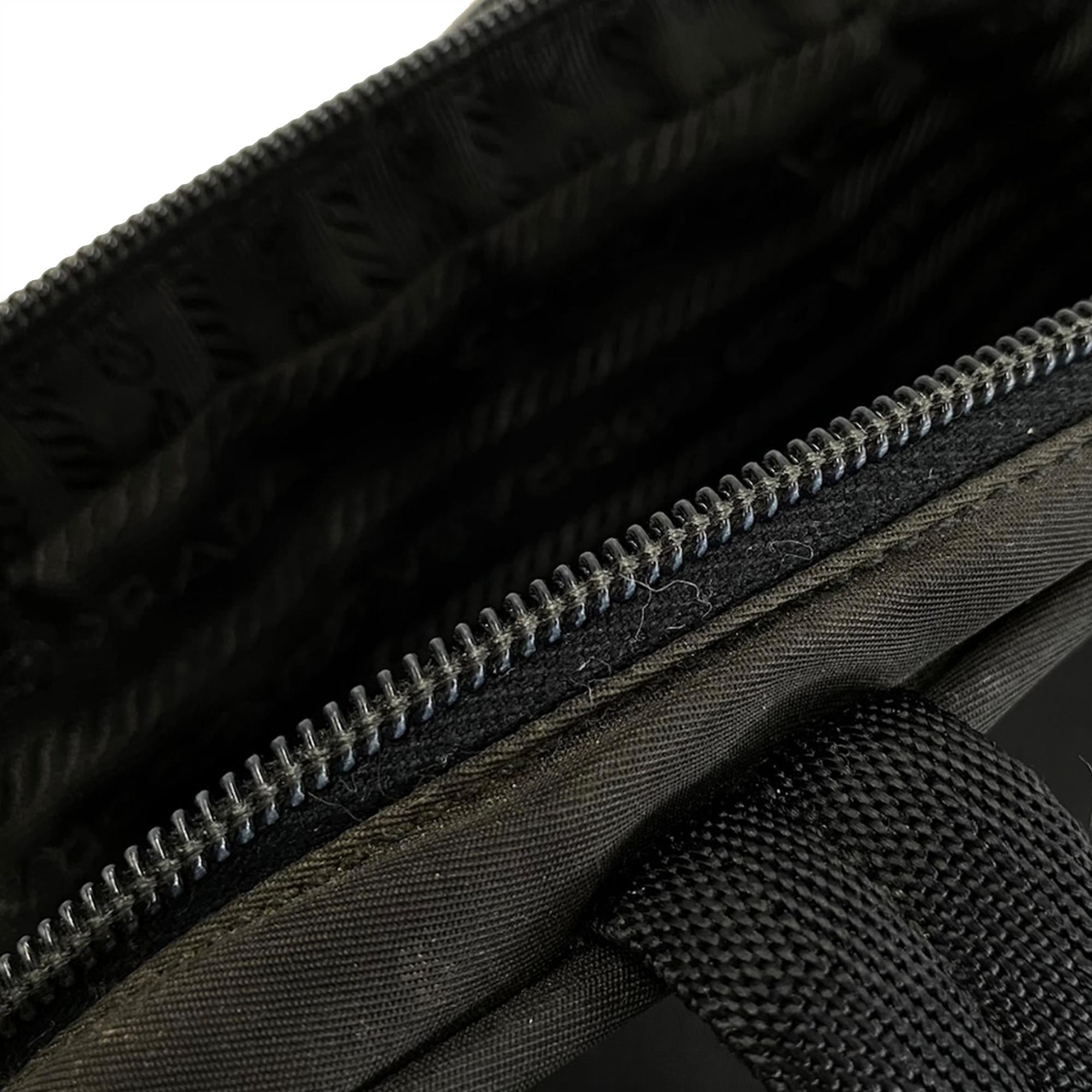 Prada Tessuto Shoulder Bag (SHG-J4E1C2)