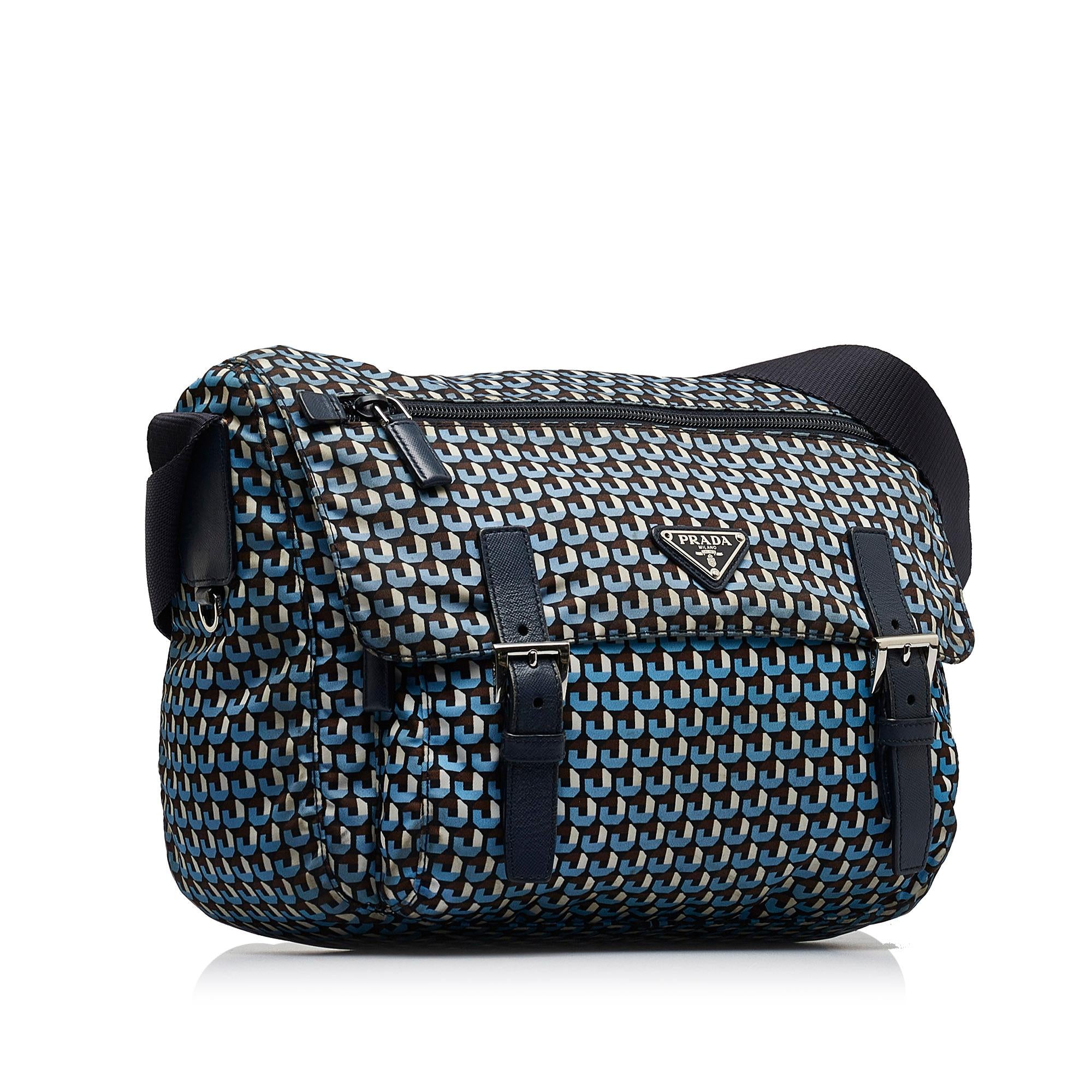Prada Tessuto Stampato Messenger Bag (SHG-xUHggw)