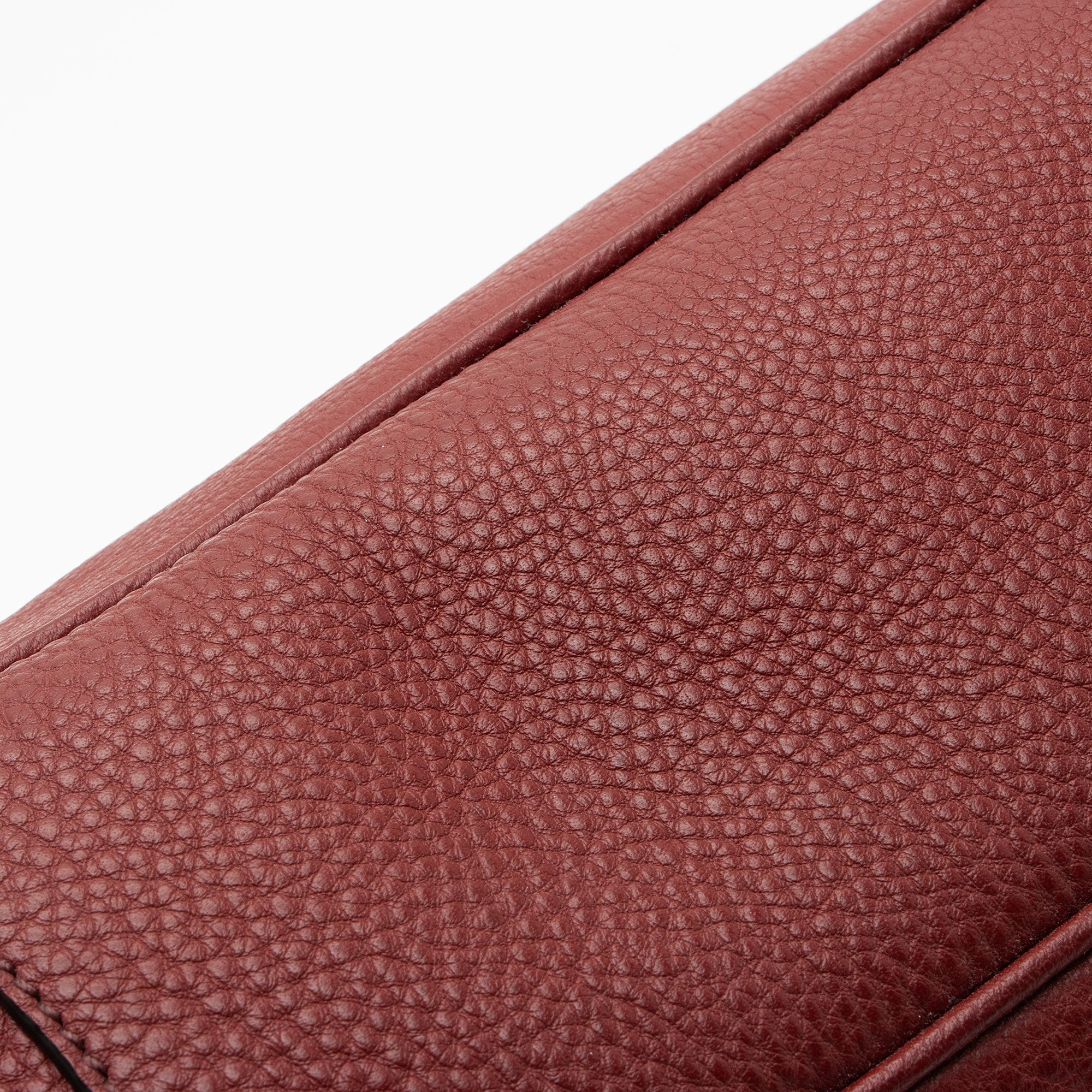 Prada Vitello Daino Belted Zip Shoulder Bag (SHF-ZmoFVU)