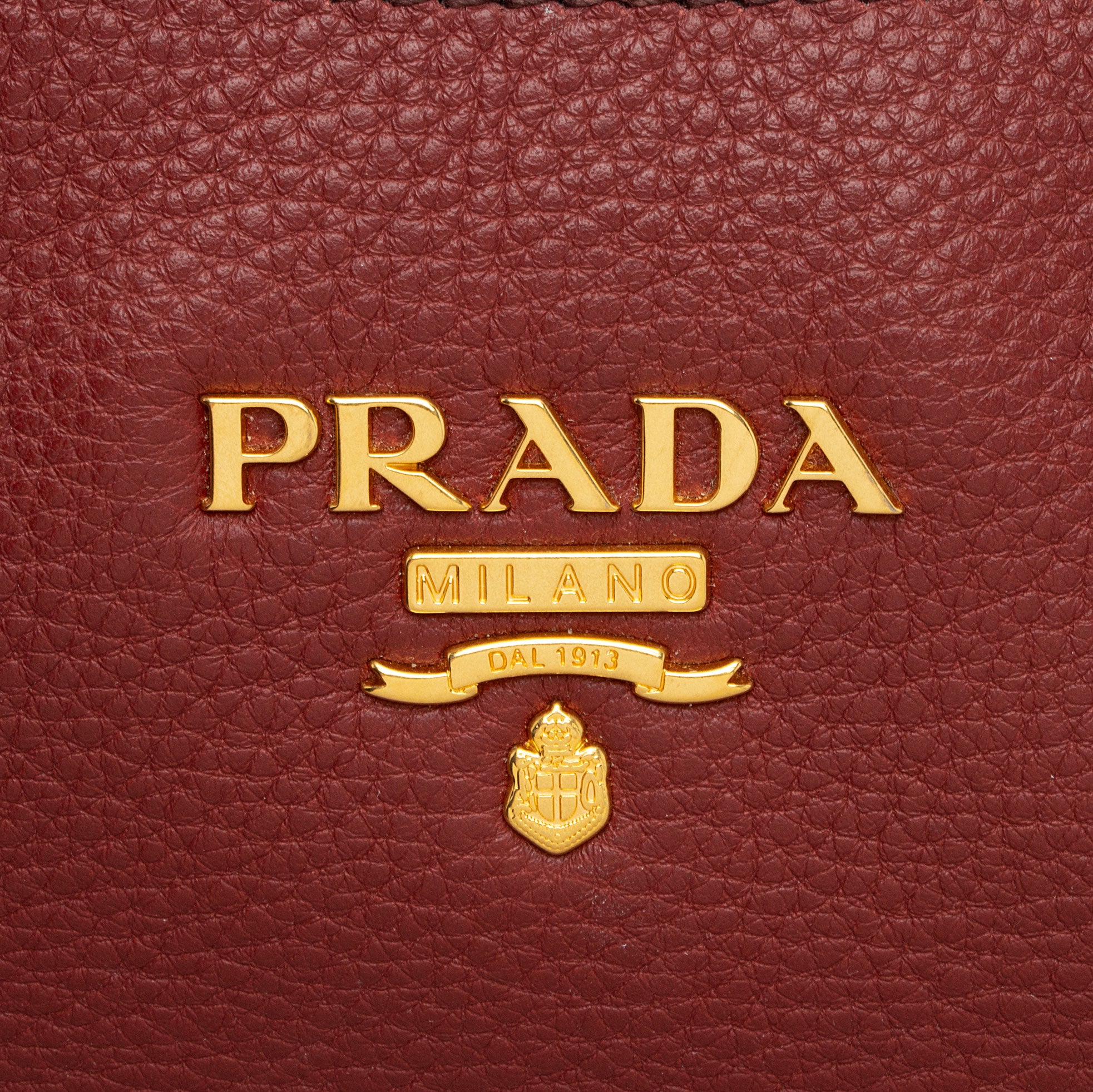 Prada Vitello Daino Belted Zip Shoulder Bag (SHF-ZmoFVU)