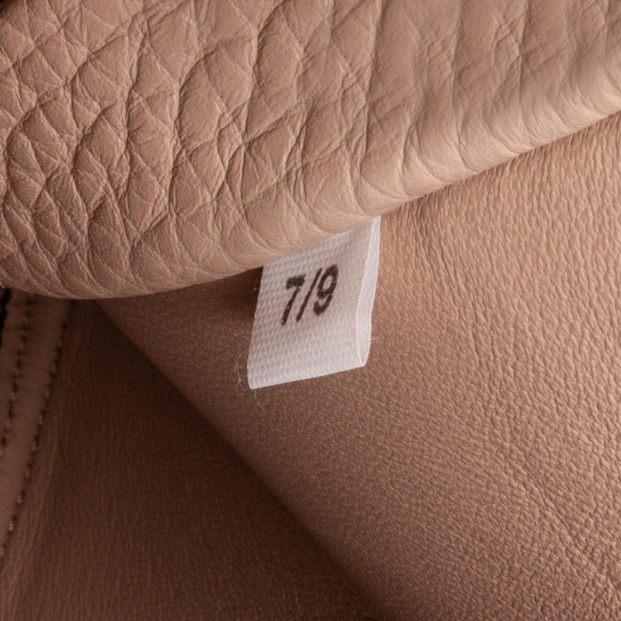 Prada Vitello Daino Dynamique (SHG-ZFQi81)