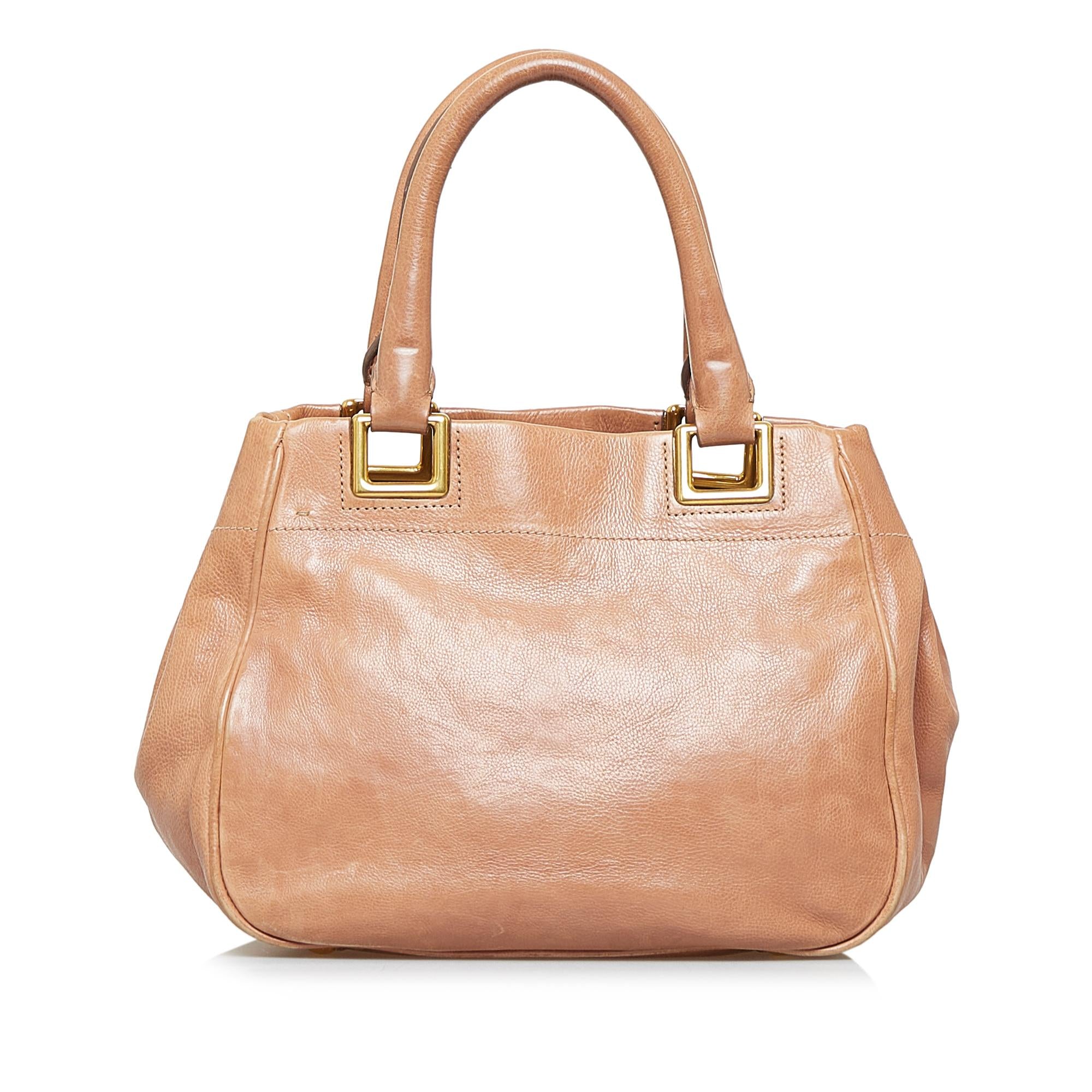 Prada Vitello Daino Handbag (SHG-i80c4f)