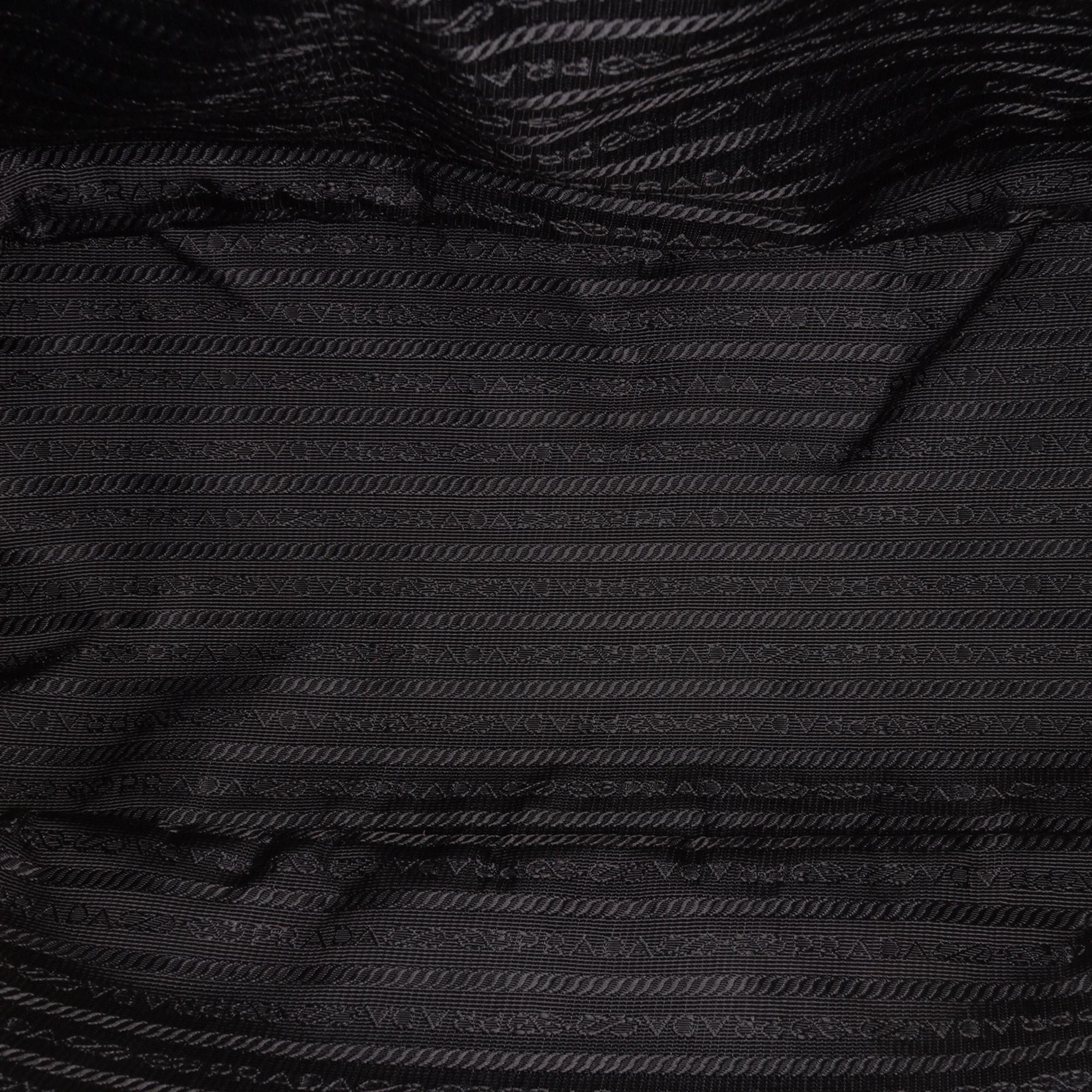 Prada Vitello Daino Hobo
