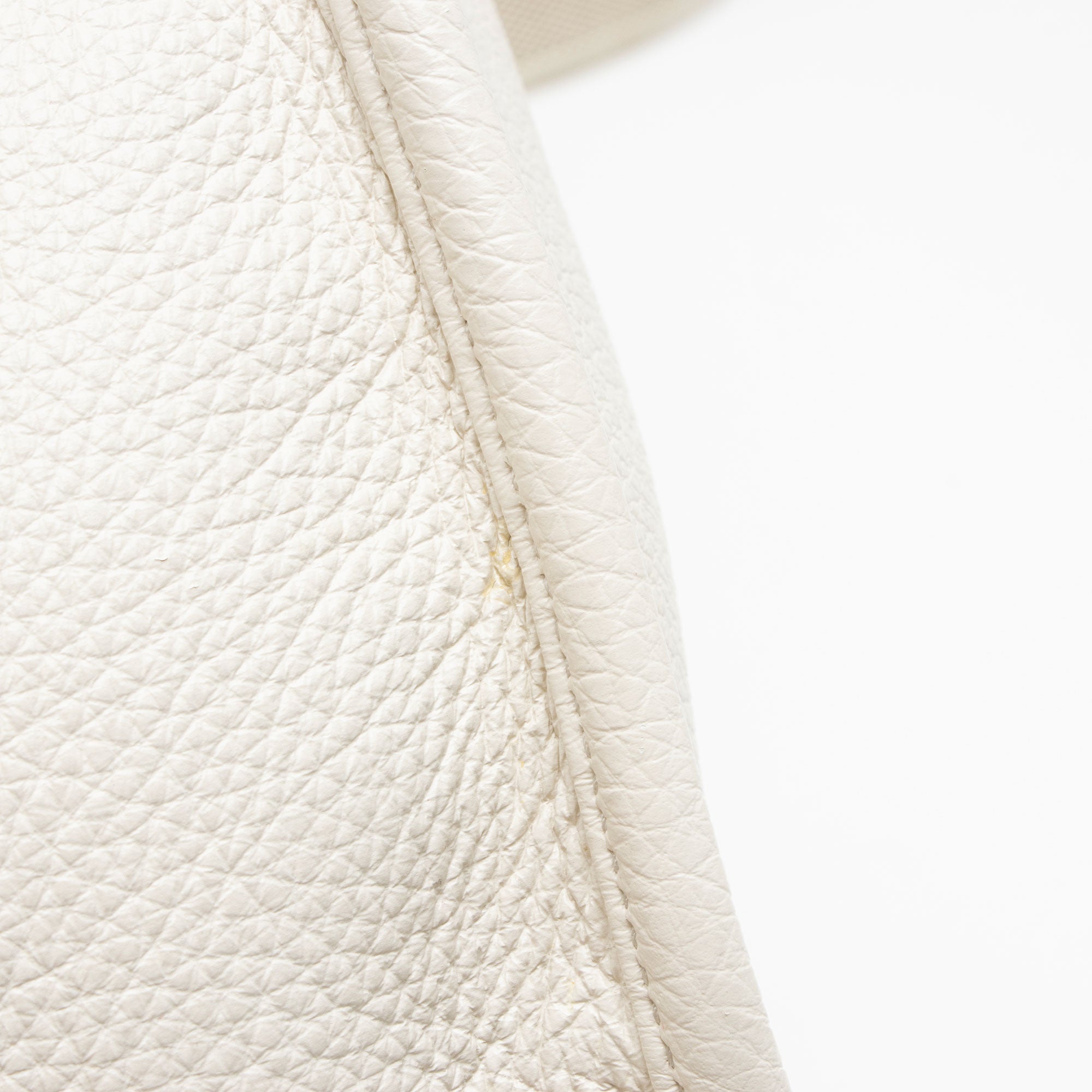 Prada Vitello Daino Logo Medium Soft Messenger