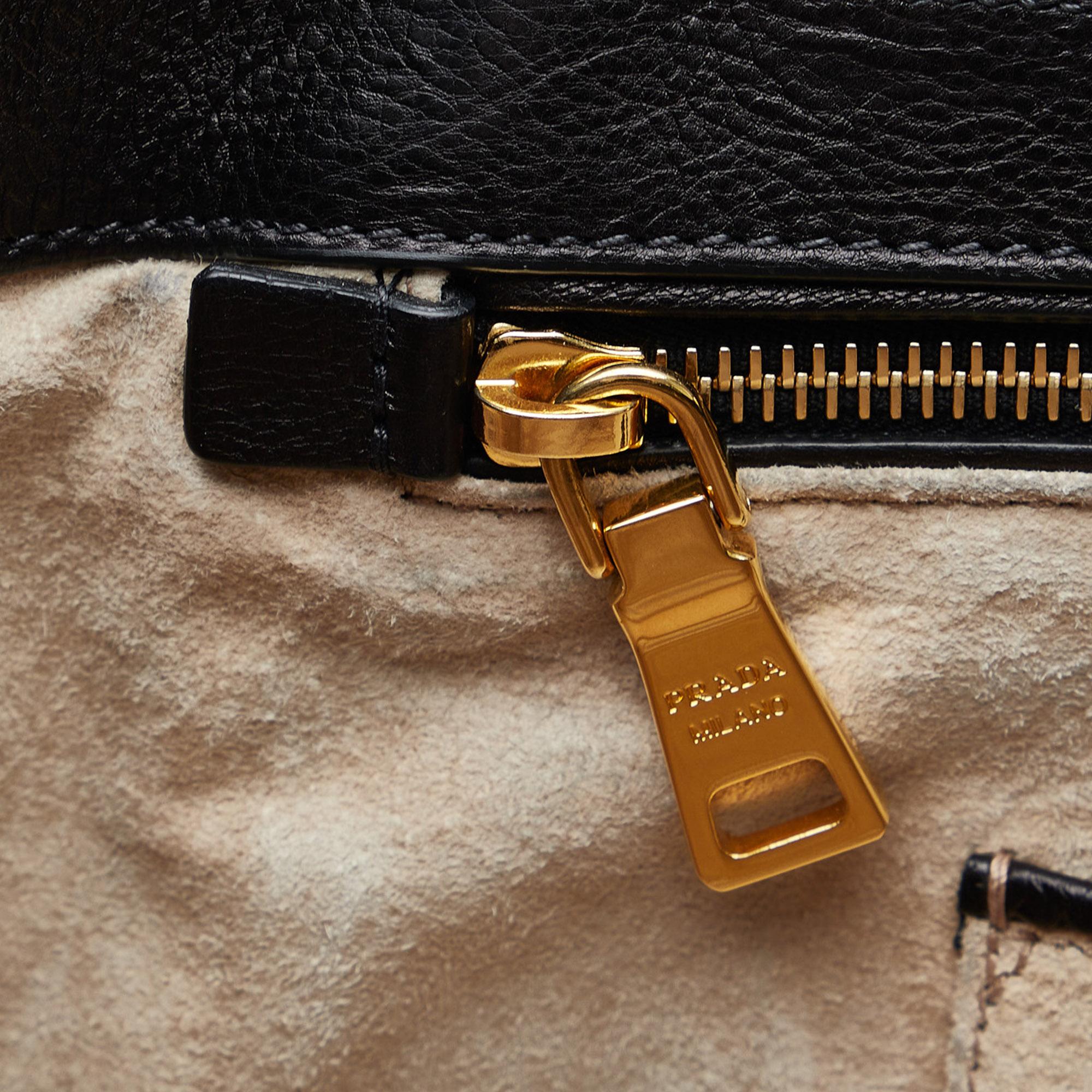 Prada Vitello Daino Satchel (SHG-0Oo1Ax)