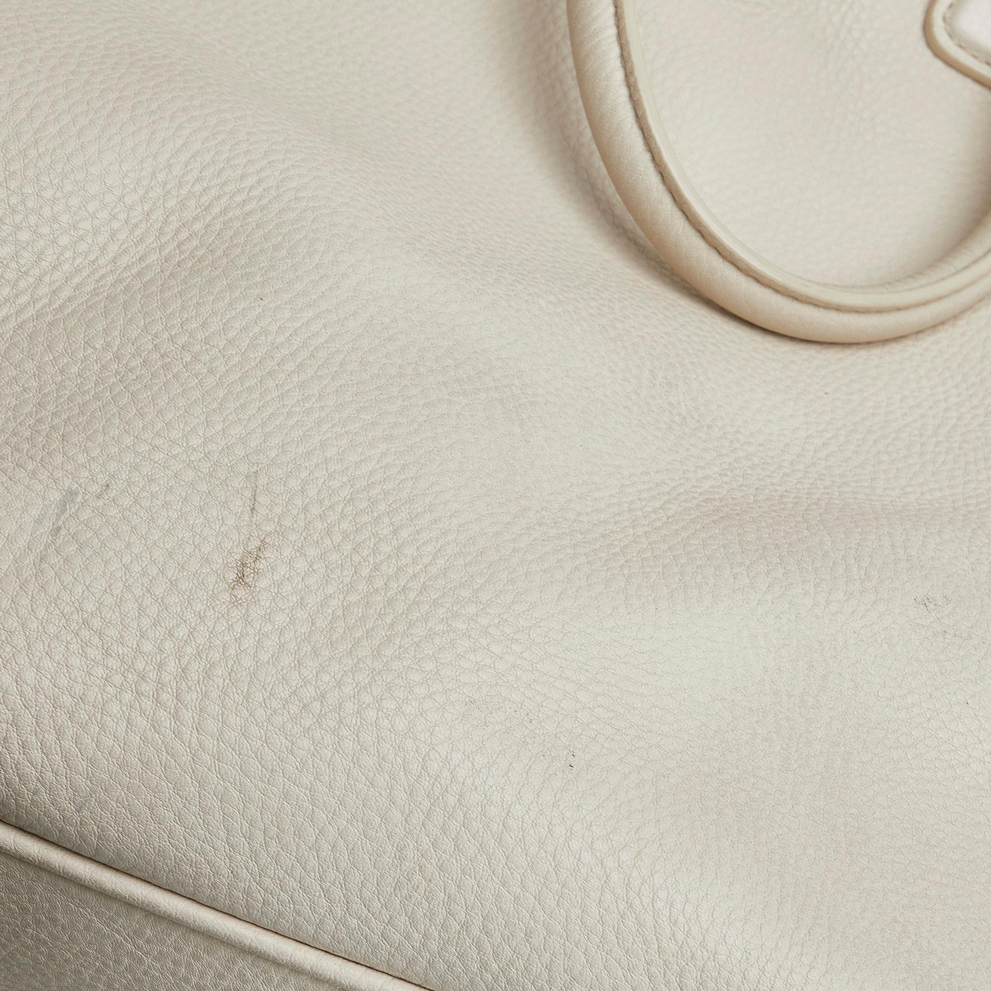 Prada Vitello Daino Satchel (SHG-pw9PC9)