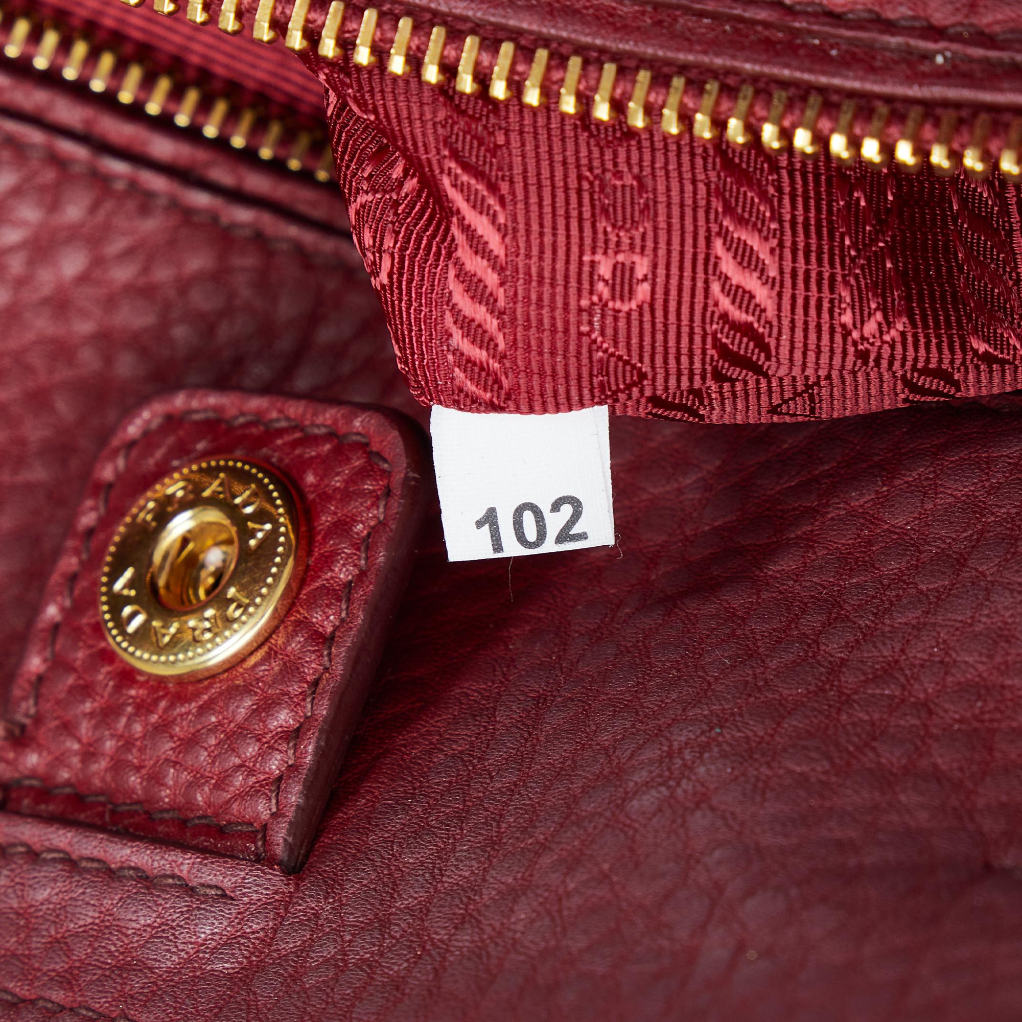 Prada Vitello Daino Satchel (SHG-6pz0Hn)