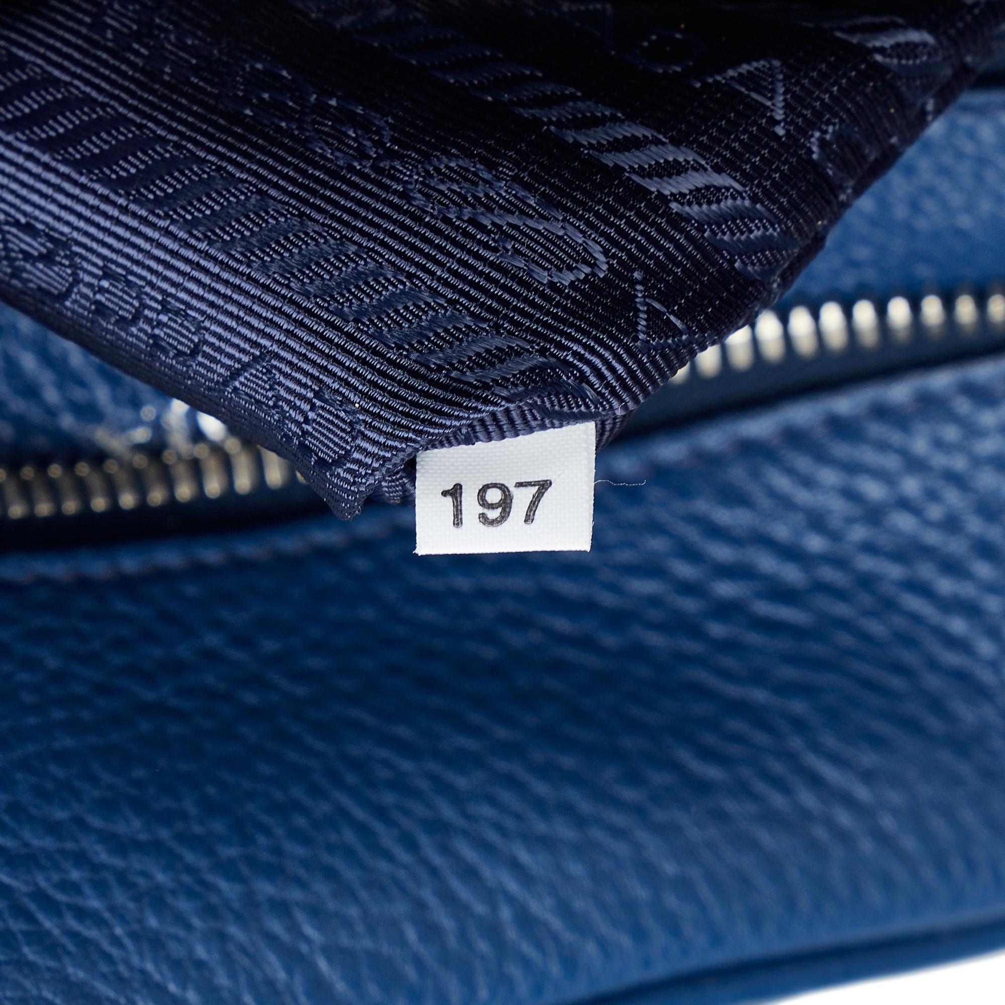 Prada Vitello Daino Satchel (SHG-1PNKoz)