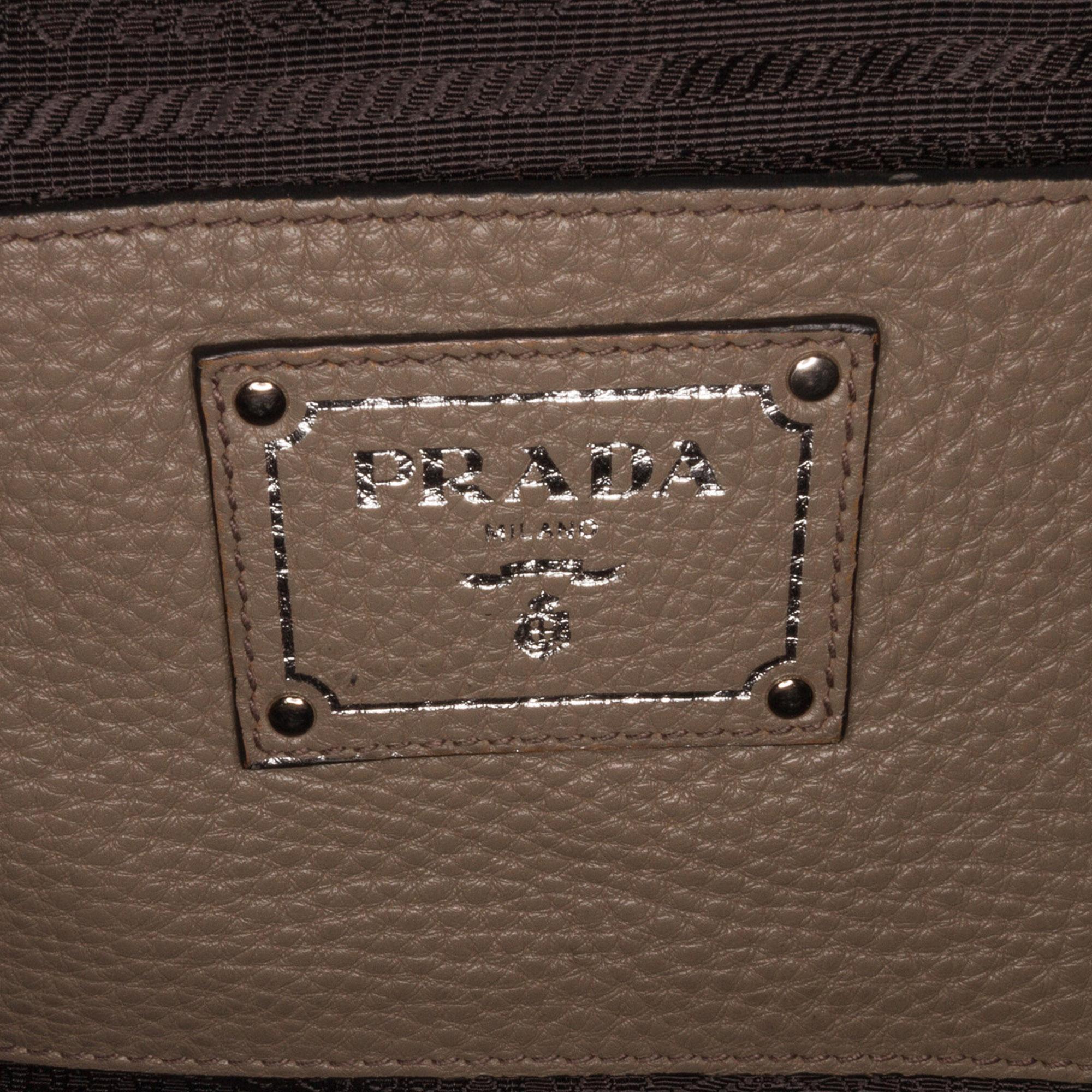 Prada Vitello Daino Satchel (SHG-Thhdnb)