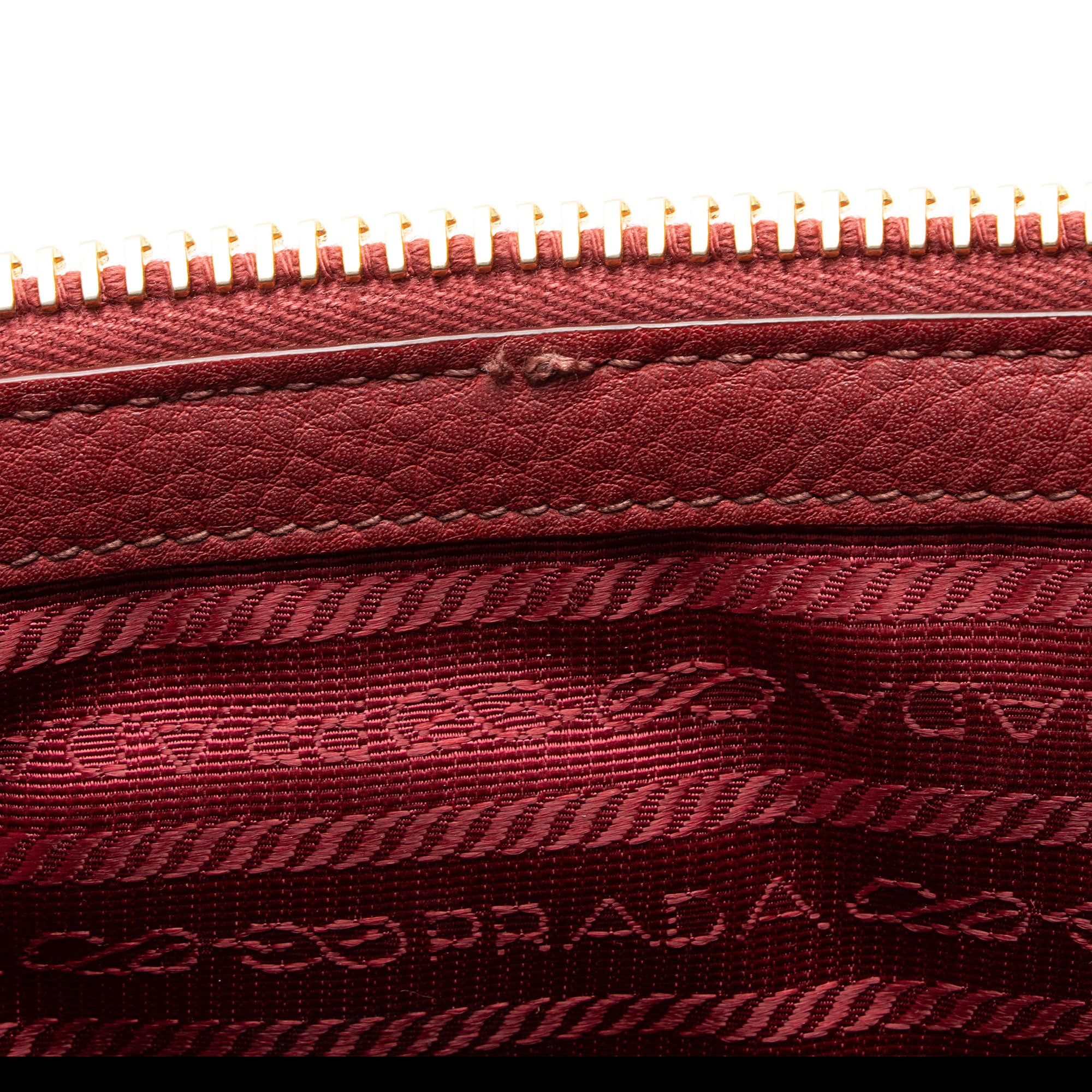 Prada Vitello Daino Satchel (SHF-yhwCjz)