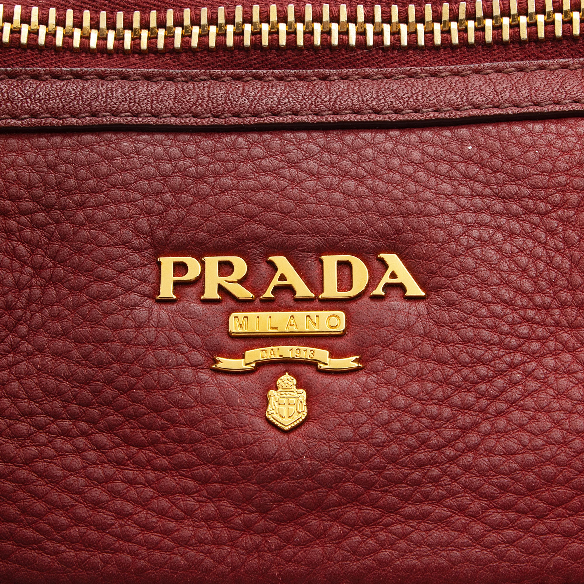 Prada Vitello Daino Satchel (SHF-yhwCjz)